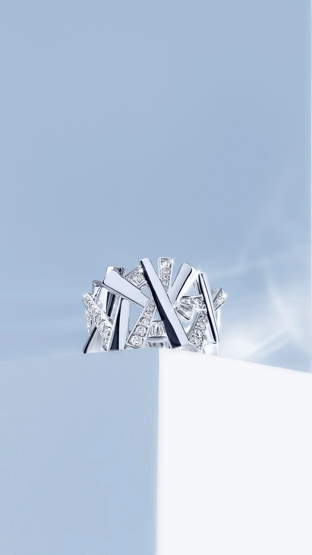 07_BUCHERER_0376_BASE_STACK_FINALE_9x16.jpg