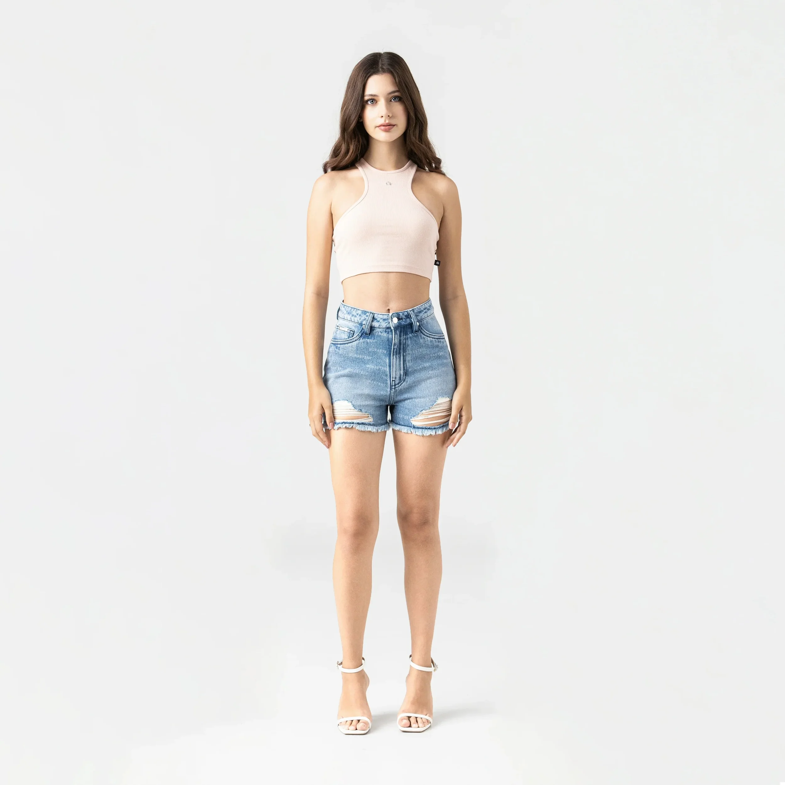 SIREN_1_492a4621-ac1c-4987-a663-794bc5b76262.webp