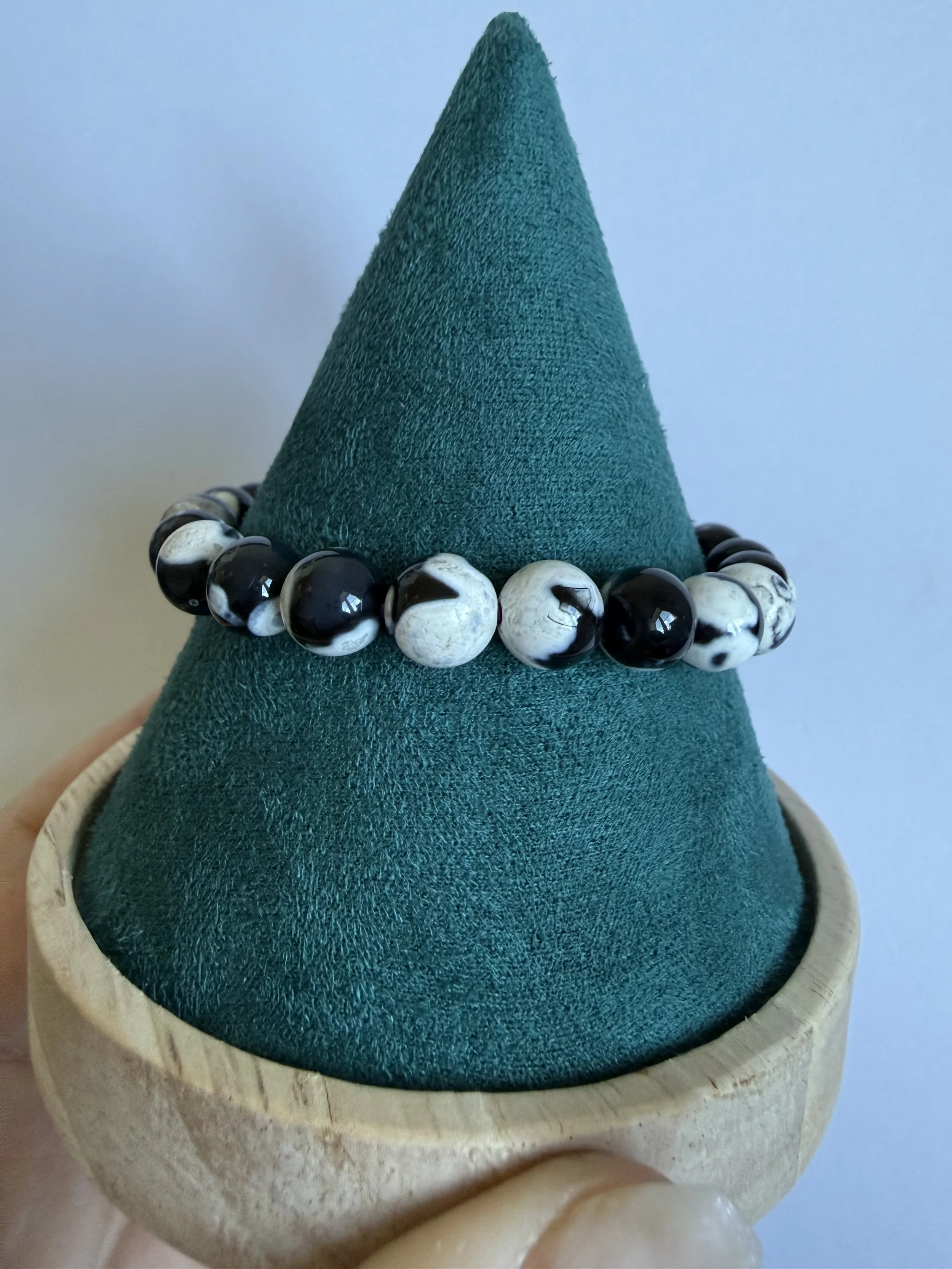 Orca Agate - 8mm Bracelet