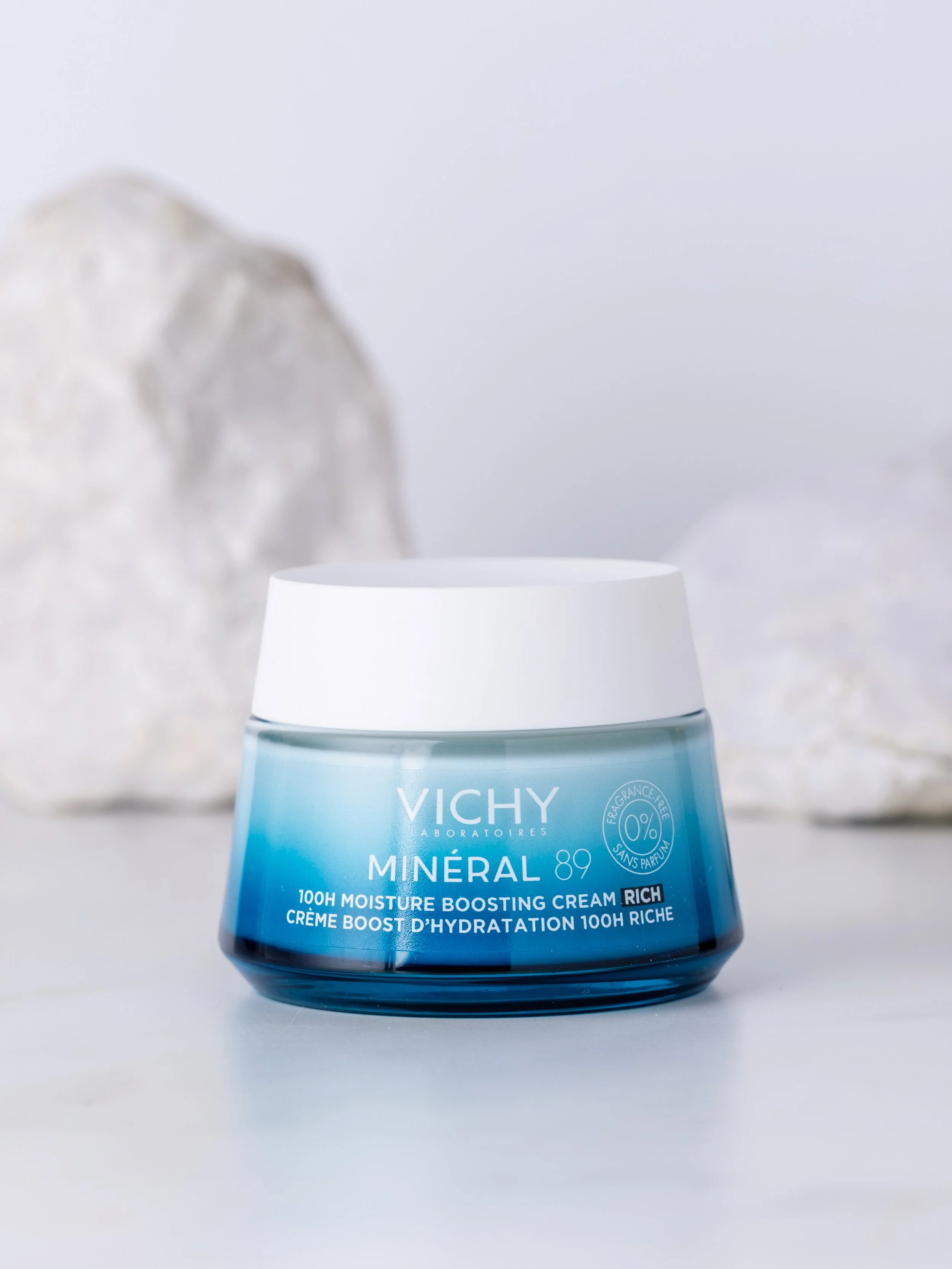 Cosmetic-product-photography-face-cream-blue-2.jpg
