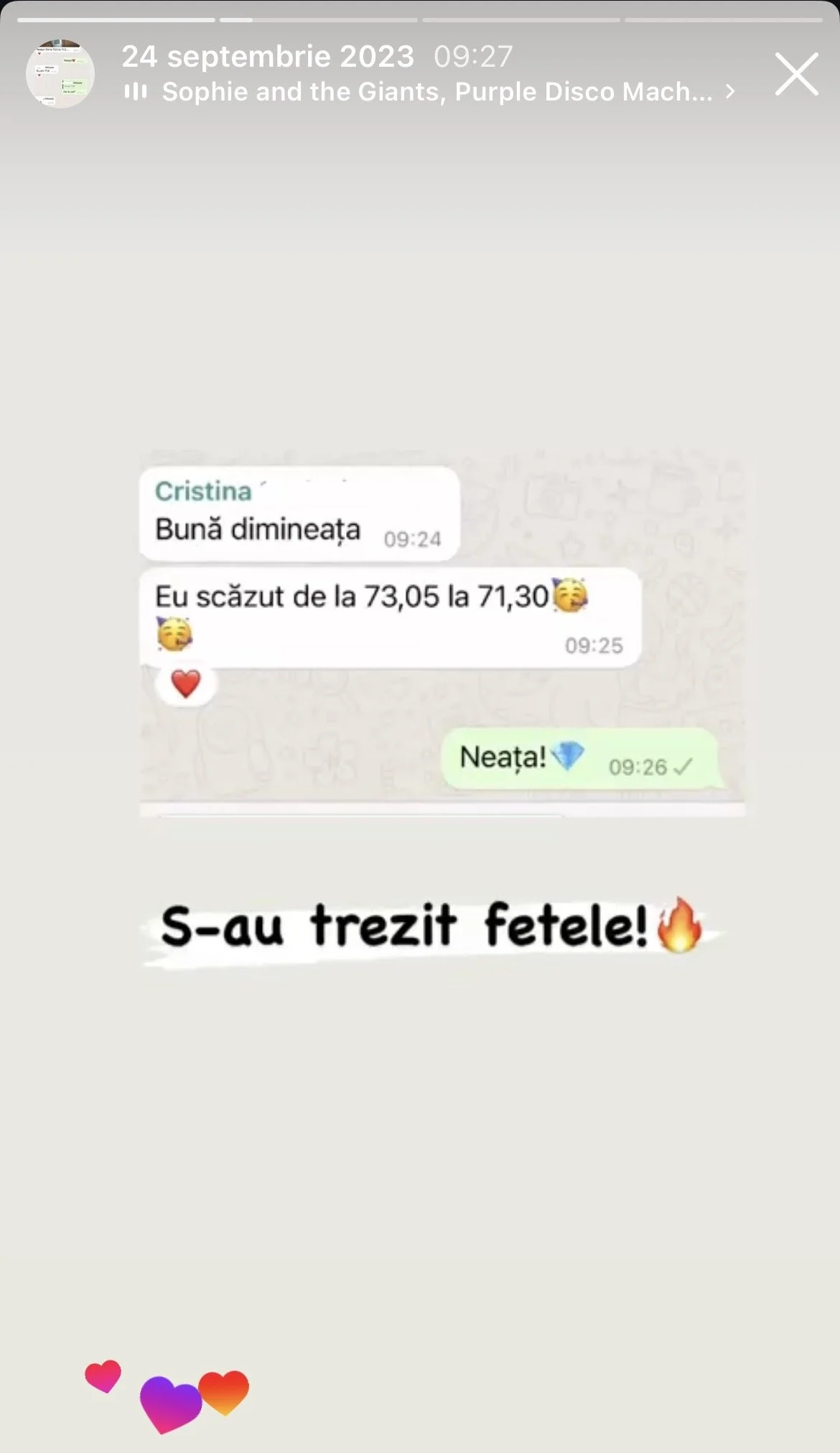 WhatsApp chat screenshot showing a conversation about weight loss with text in Romanian, along with colorful heart emojis and the message 'S-au trezit fetele!' with a fire emoji.
