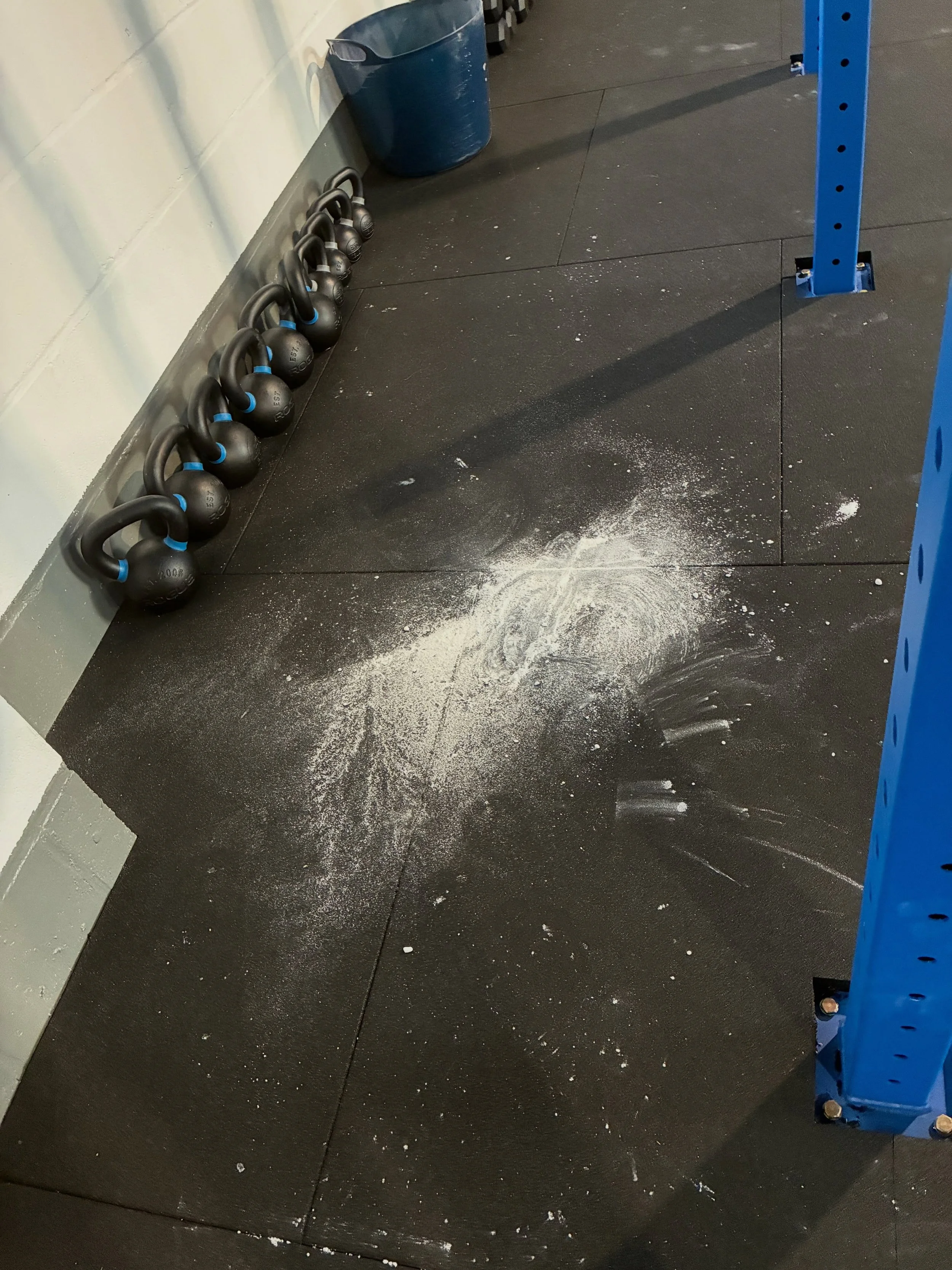 Worthy of its own post. We have now had our first chalk bucket incident&hellip;..🙊😂

#chalkbucket #crossfit #whodidit #crossfitinweymouth