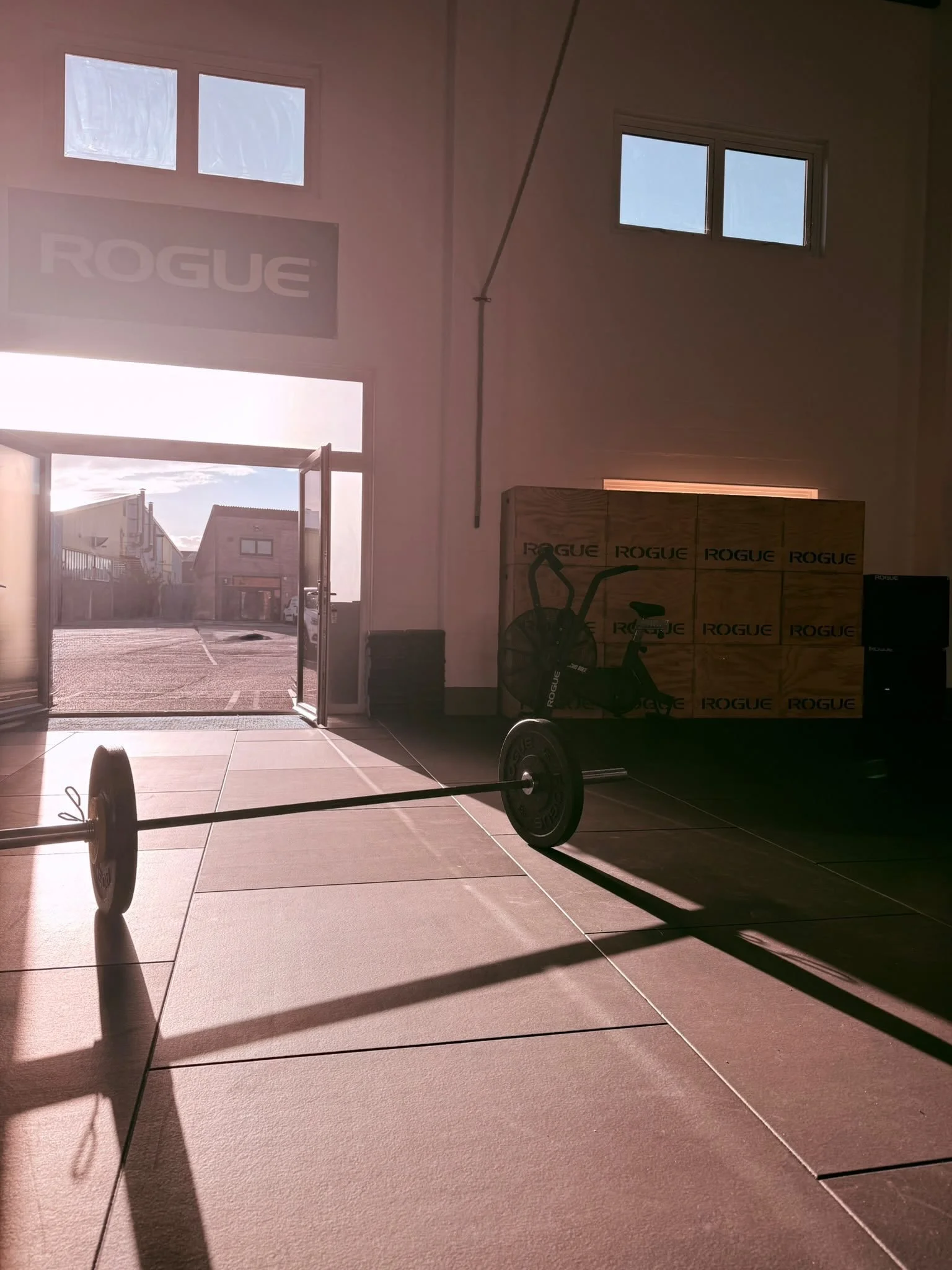 Light and space to breath and grow. 
Walk through our doors and we will sort the rest 🙌🏻

#CrossFitDamBusters #crossfitinweymouth #EducateEmpowerAchieve