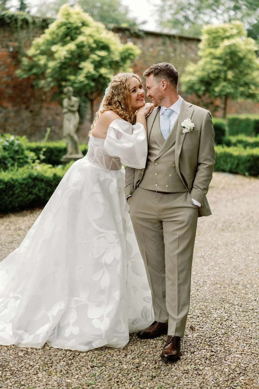 Amy-Lou-Photography-Editorial-Wedding-Photography-Wootton-Hall-North-Lincolnshire-7.jpg