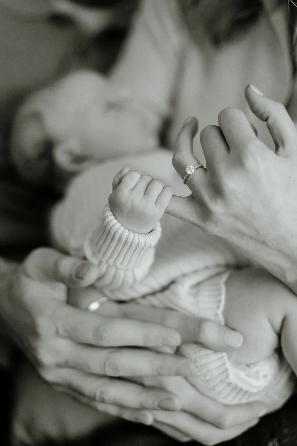 Newborn-Shoot-North-Yorkshire-Northumberland-SiennaRose-AmyLouPhotography-49.jpg