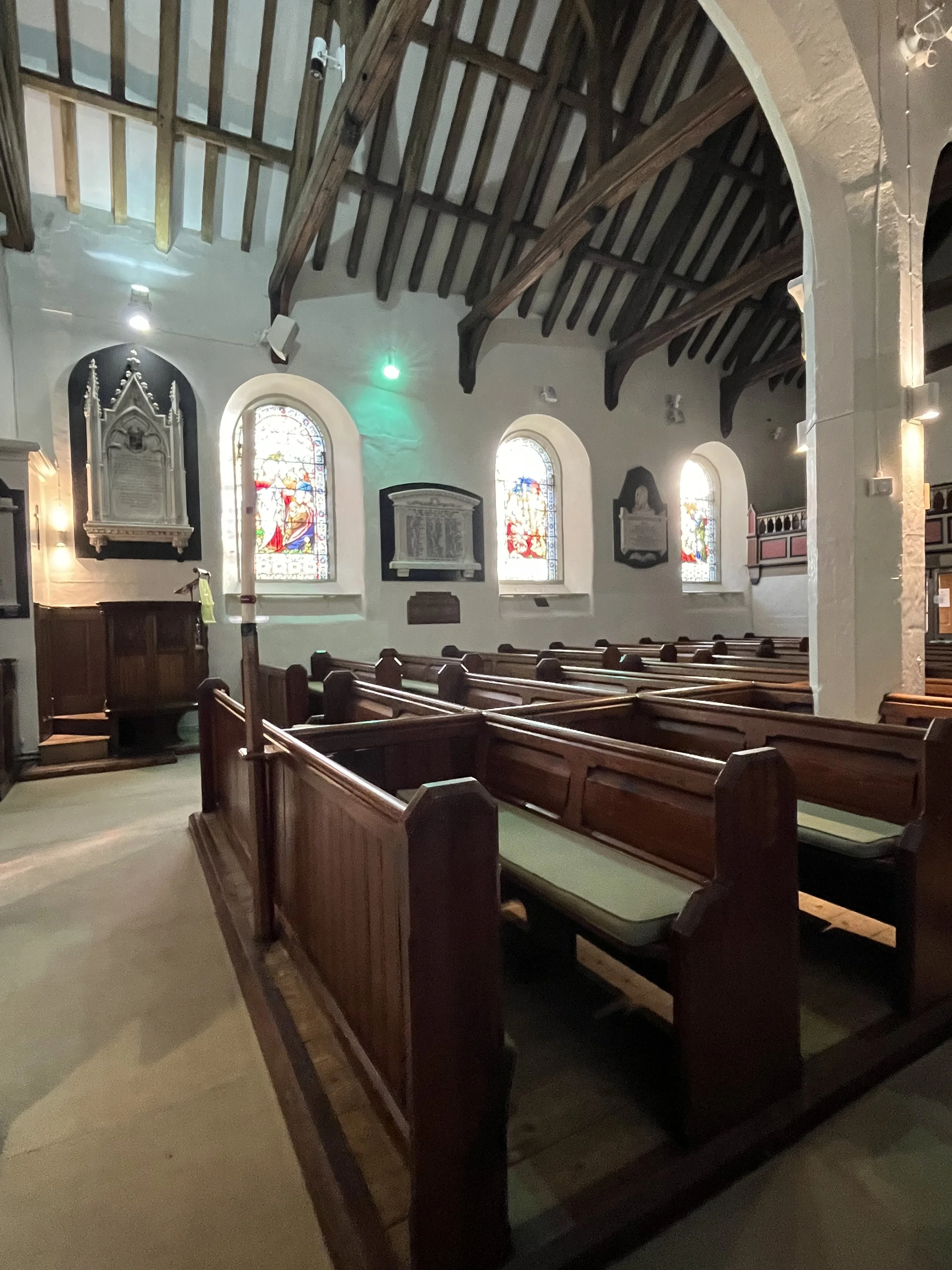 View across the nave towards the south asle