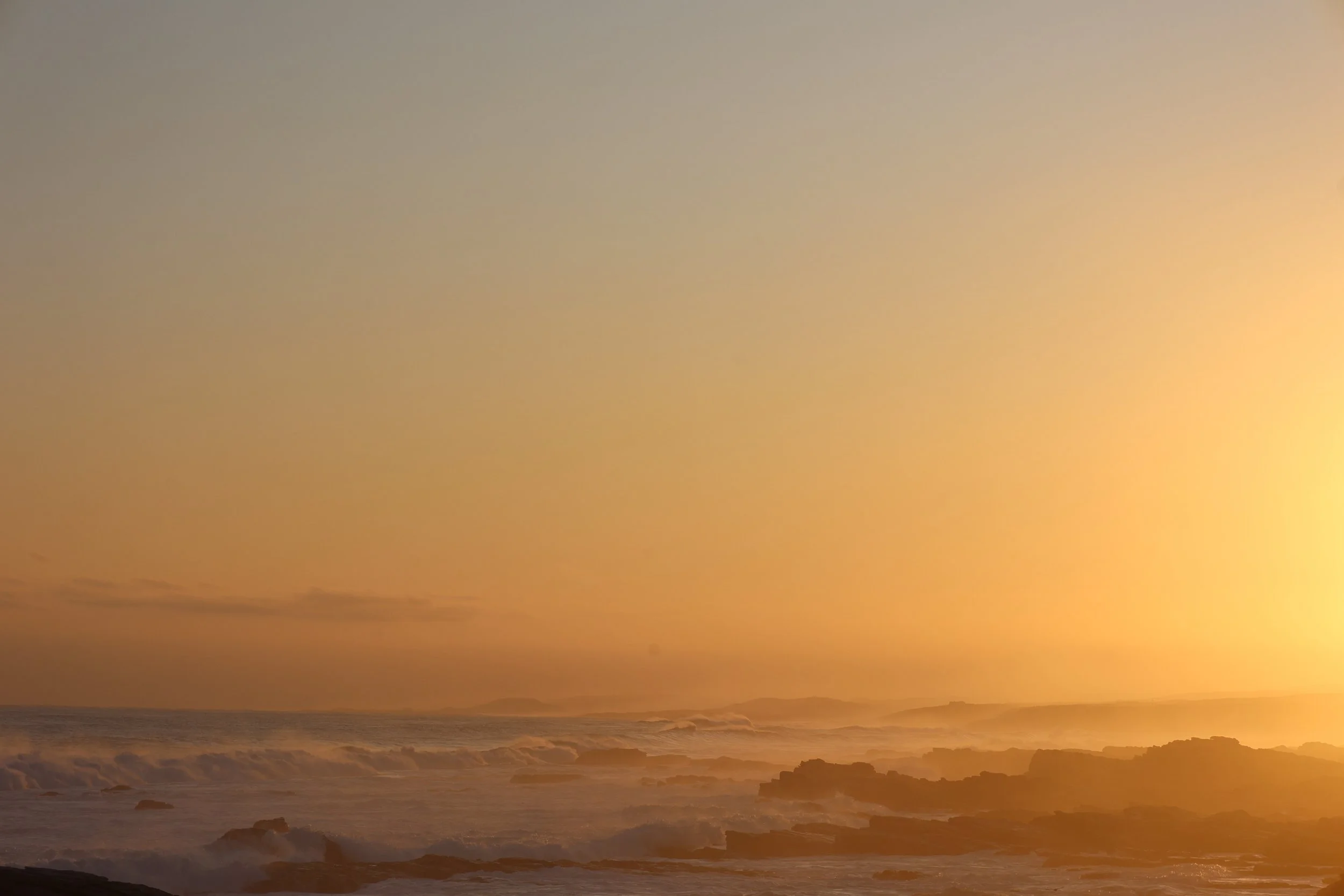 RETREATS AND OFFLINE TRAVEL