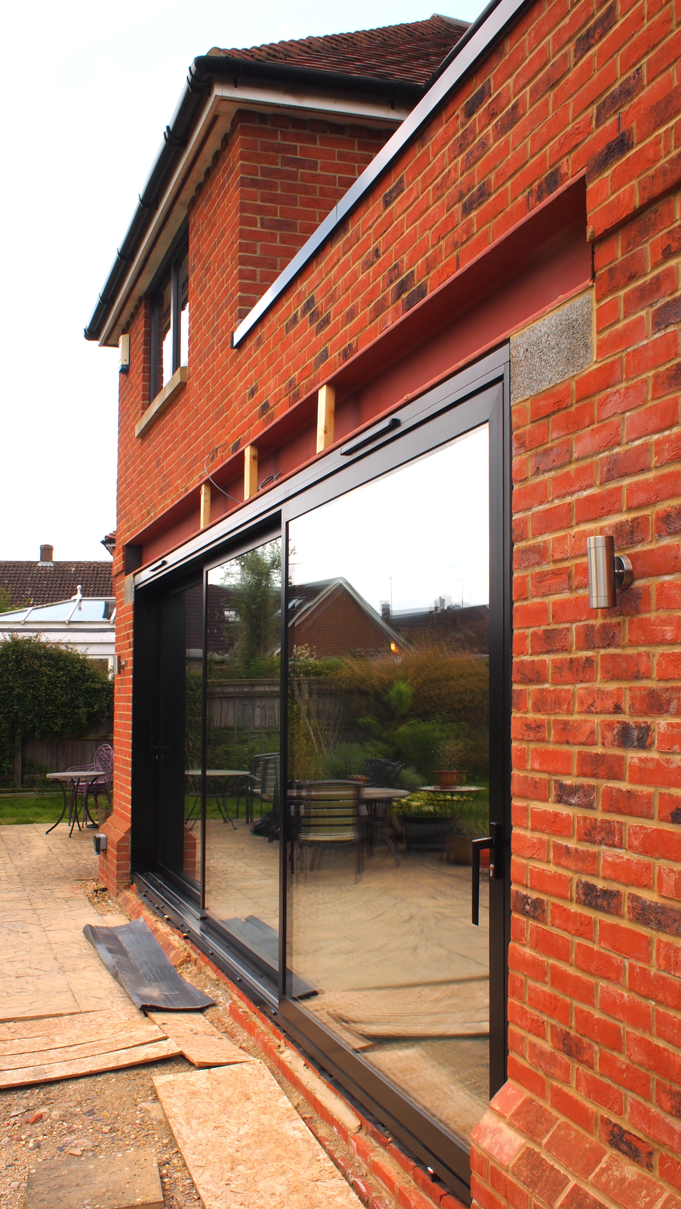 BWMA - Bouverie Master patio .png