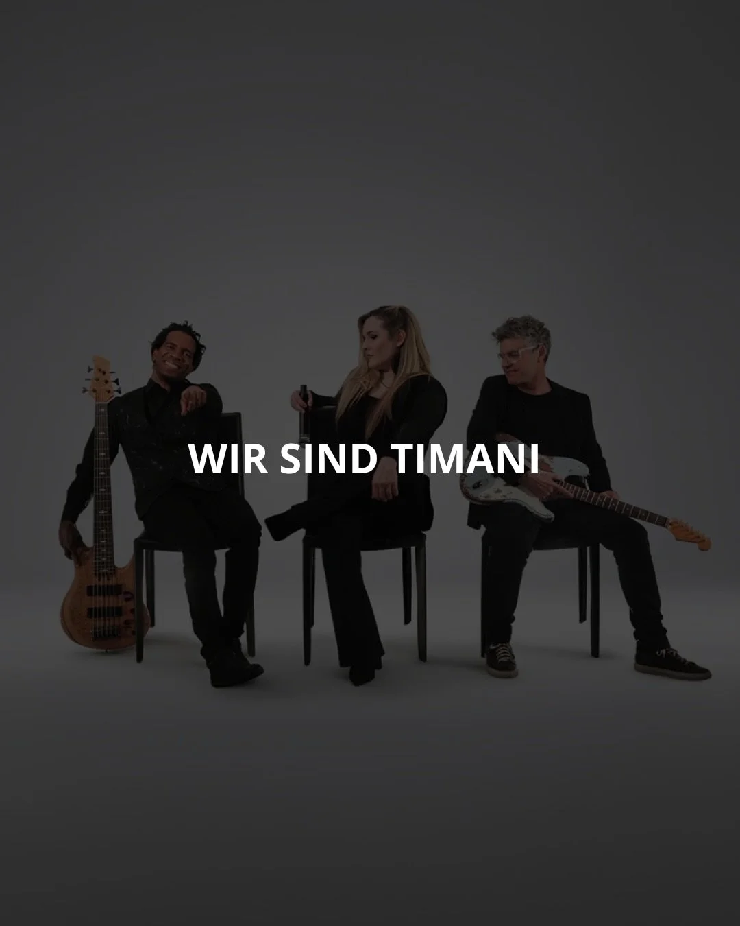 Das sind wir 🎶🖤

Timani &ndash; Liveband aus der Schweiz f&uuml;r Hochzeiten &amp; Events.
Wir begleiten euch musikalisch durch euren ganzen Tag und passen uns flexibel an jeden Moment an.

Von der dezenten Begleitung w&auml;hrend der Trauung oder 