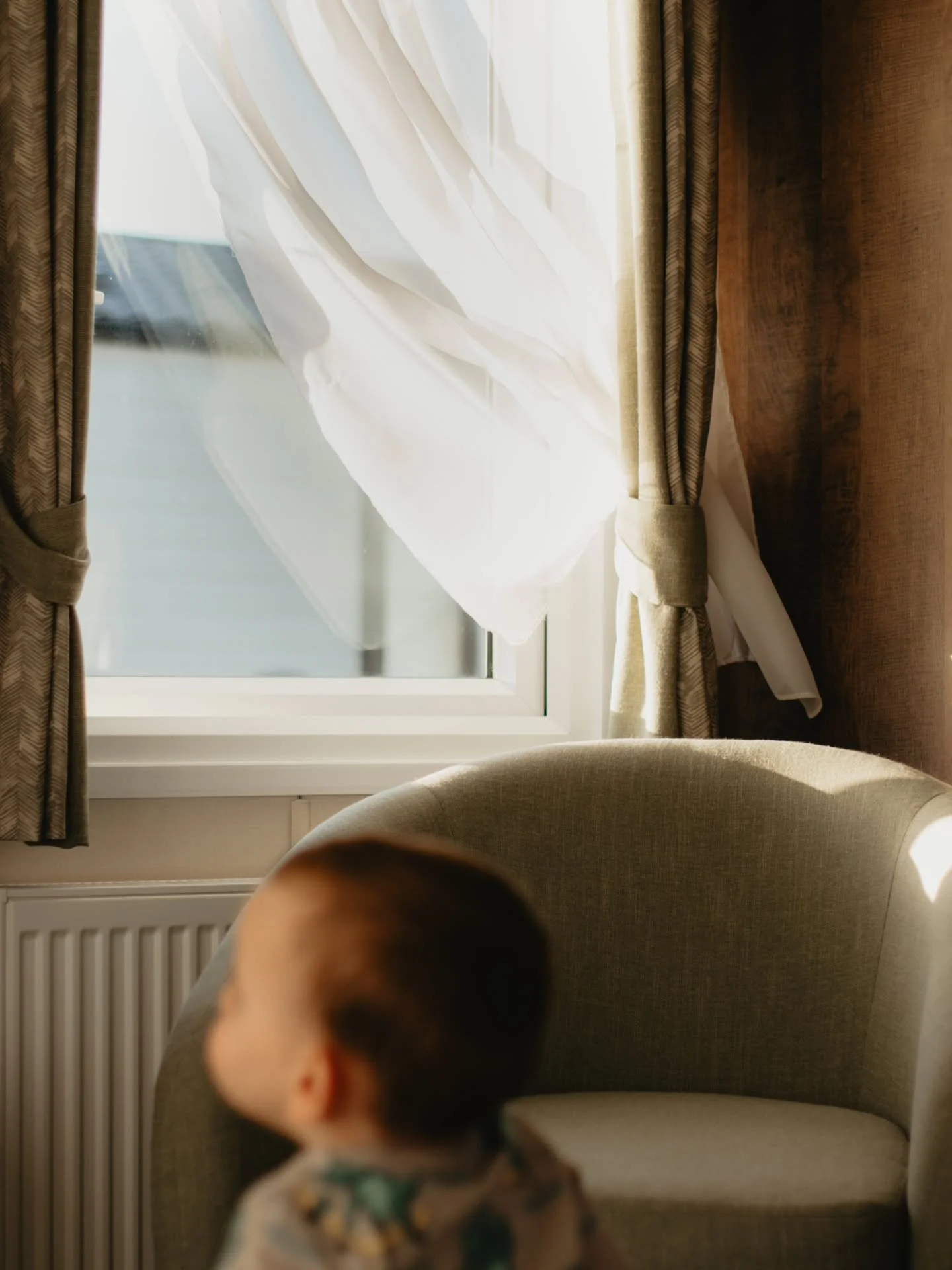 Little snippets from our break away @hoburne 🤎

Not the polished kind of holiday moments, just the ones I know I&rsquo;ll want to remember 🥹 

Morning light, garden wanderings, Mason carrying his teddy around like it was the most important thing in