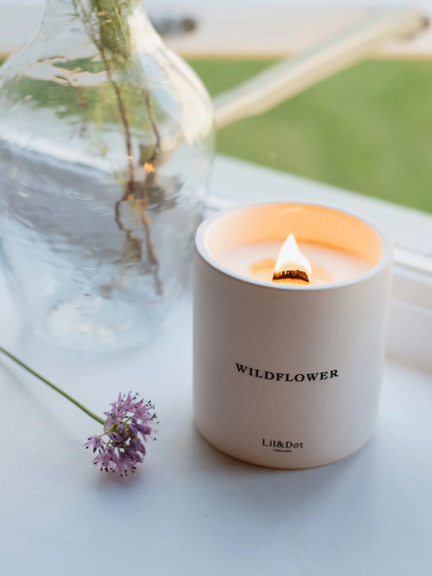 A little look at the brief behind this remote shoot for the launch of @lilanddotengland&rsquo;s new candle brand 🤎

Heather wanted the images to feel soft, minimal and calm, with natural light, gentle styling and nothing too overdone.

One part of t