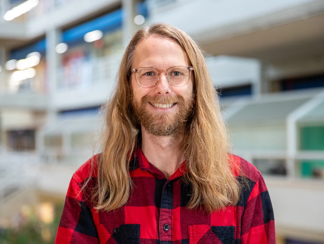 2025_Faculty_ARCH_MicahRutenberg.jpg
