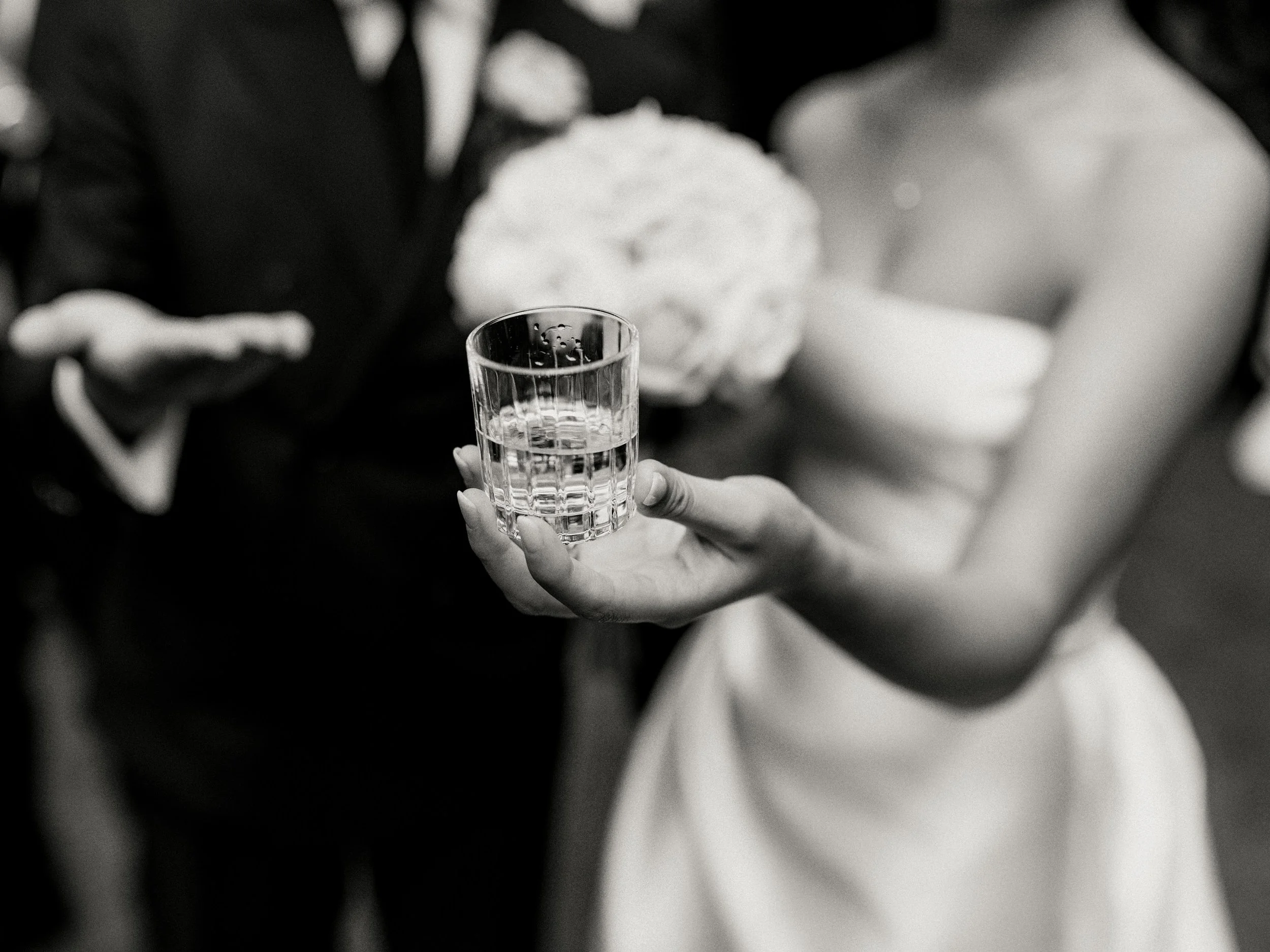 04-Michelle-Boyle_Bridal_Garden-208.jpg