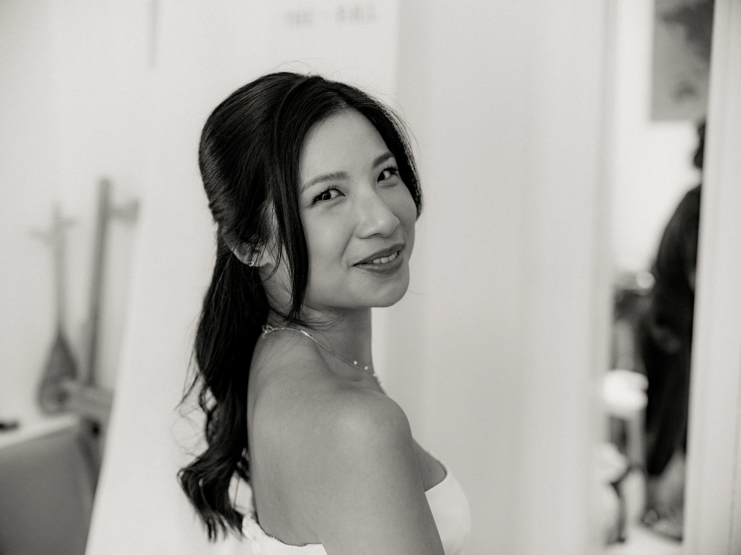 01-Michelle-Boyle_Bridal_Prep-13.jpg