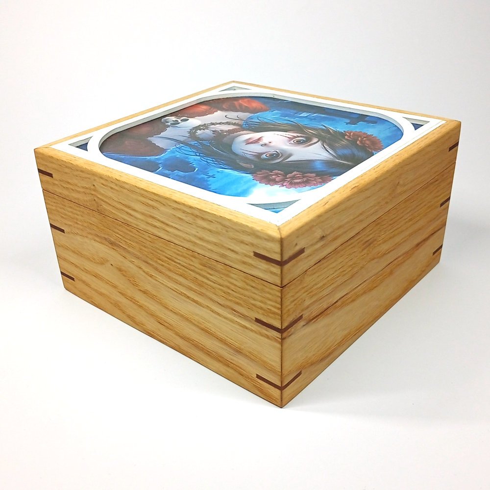 Ash keepsake box - Red girl 04.jpg