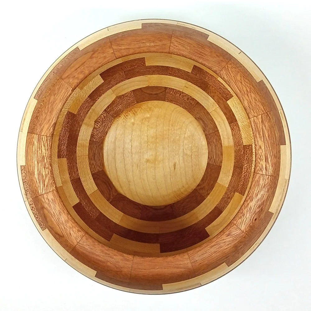 Maple and Sapele segmented vase 05.jpg