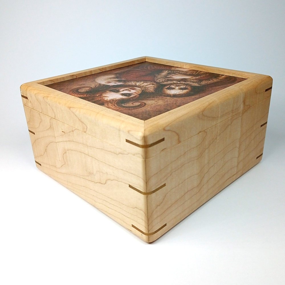 Maple keepsake box - demon girl 03.jpg