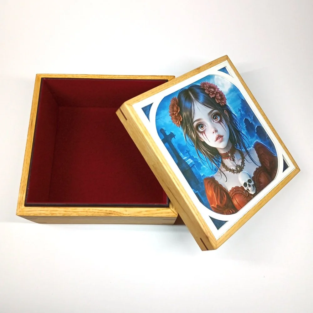 Ash keepsake box - Red girl 07.jpg