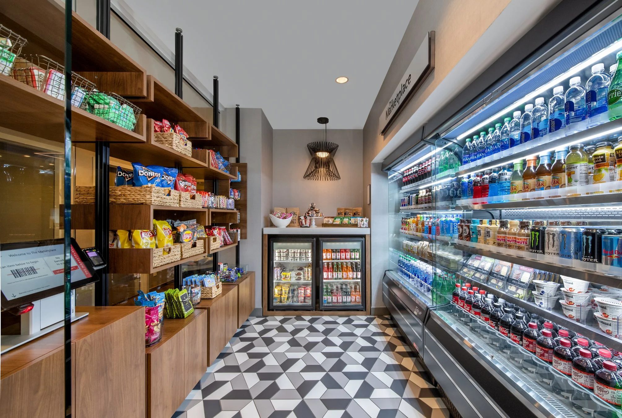 Hotel store