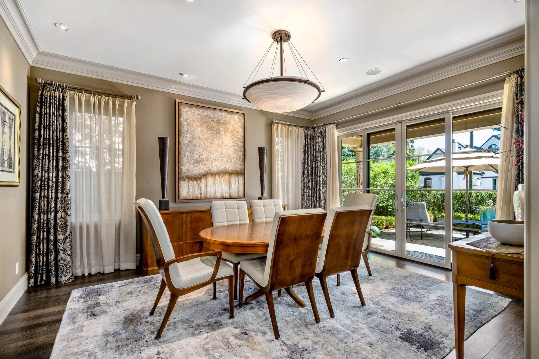 Exceptionally designed dining room with nano folding doors to patio. (Copy)