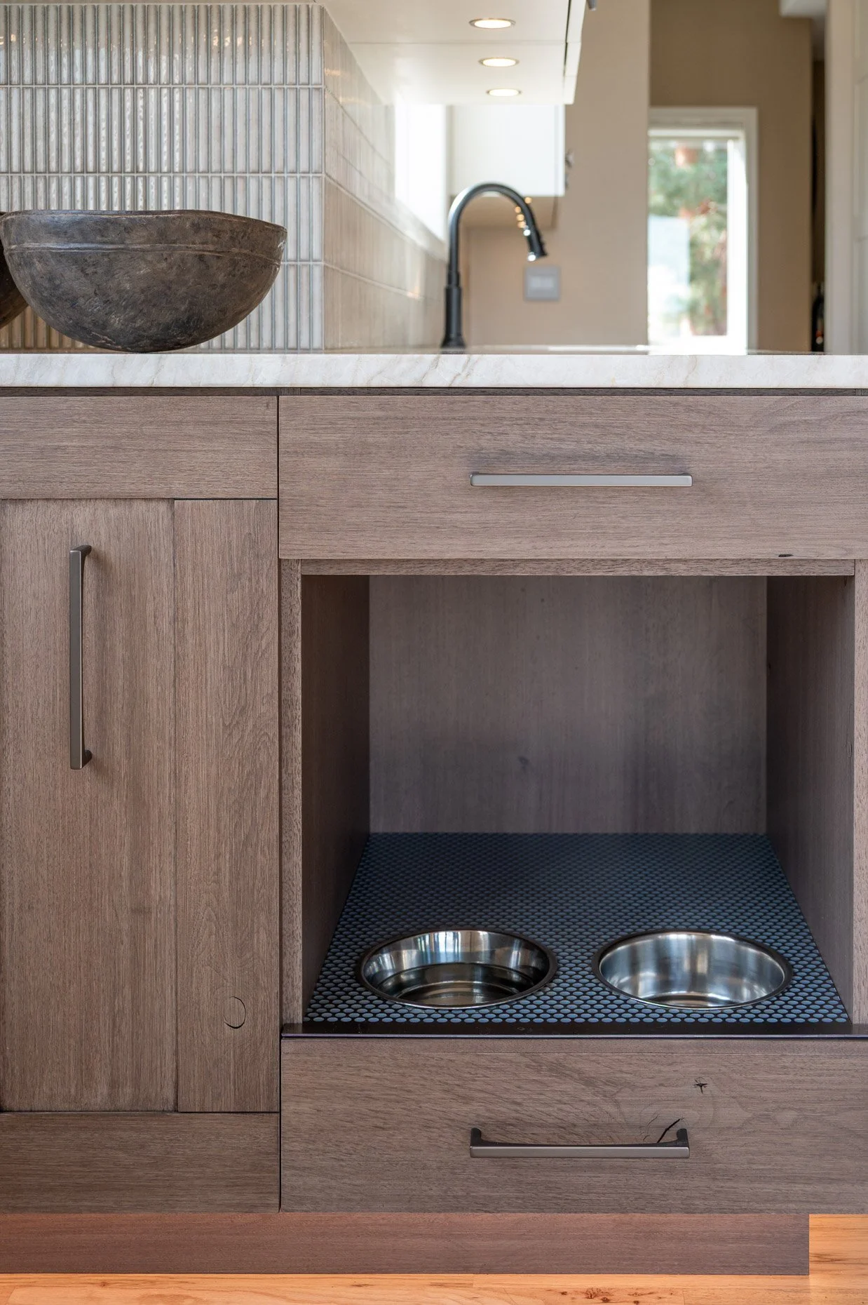 Don't forget the dogs! Kitchen with indented space for dog bowls