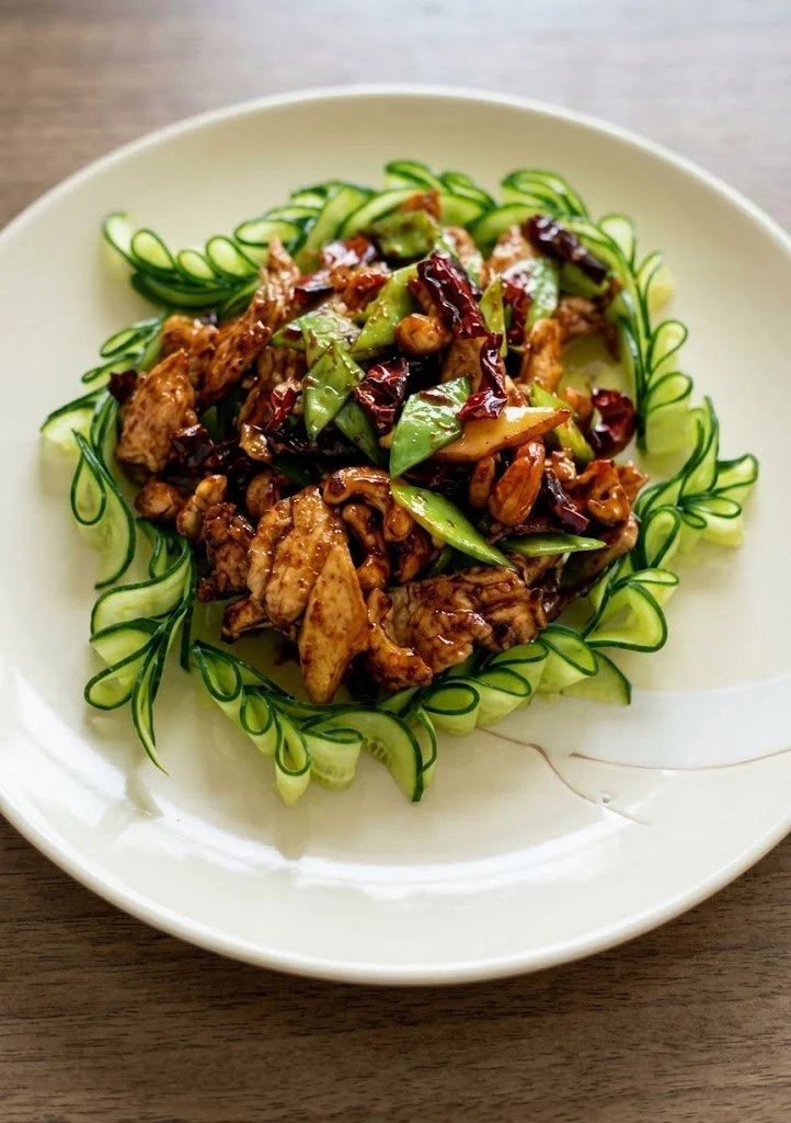 Vegetarian Sichuan-Style Kung Pao Chicken with Cashews (宫保素鸡丁)