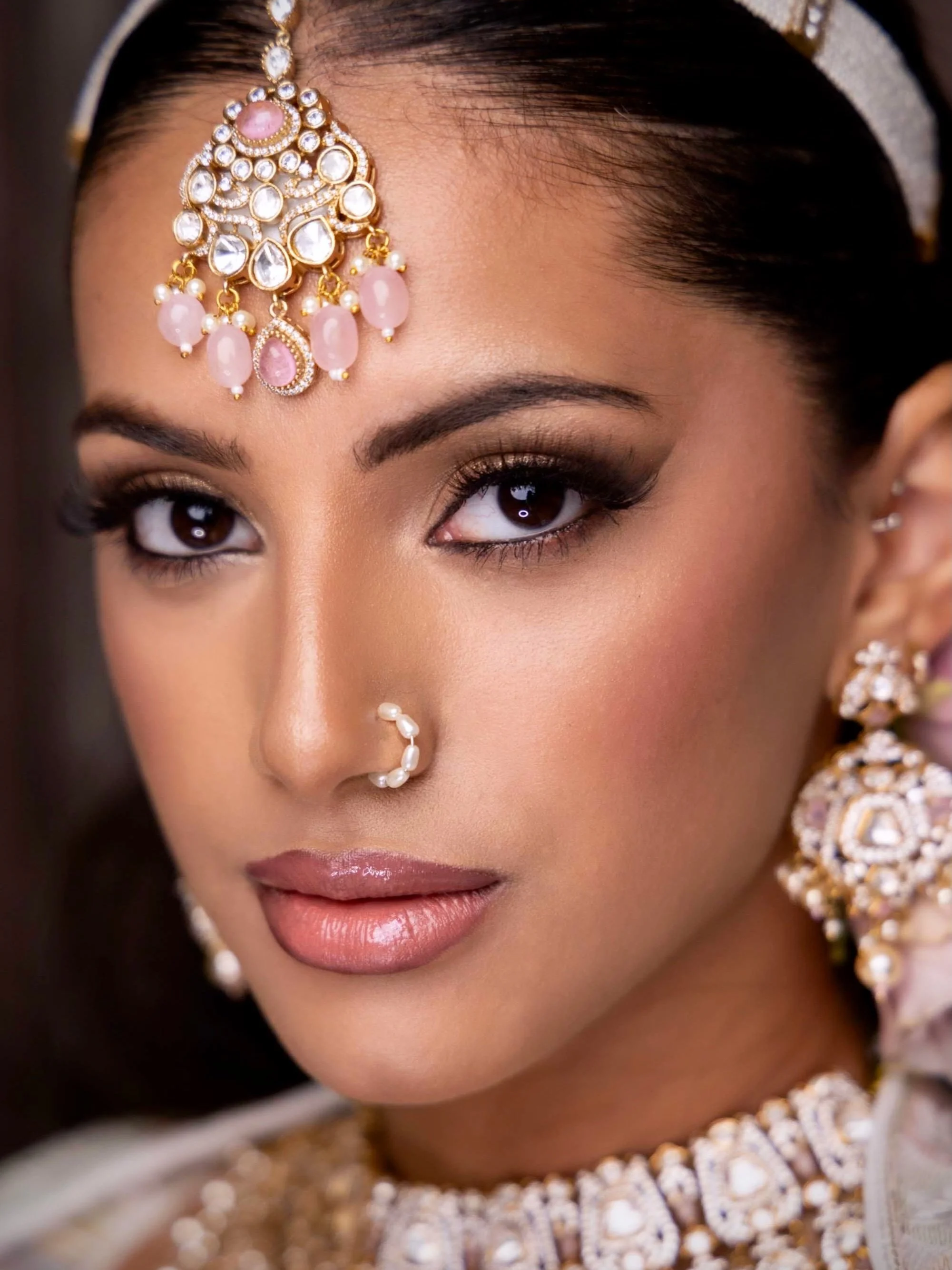 Beautiful soft glam by LRA Graduate @velourabeautybynidah 

By Day 5 it is guaranteed that you will refine your skills and create a stunning portfolio that truly reflects them. 

Become part of the LRA experience and start your journey to become a pr