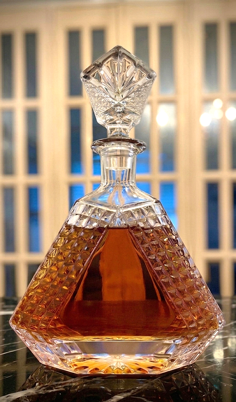 triangle whiskey decanter.png