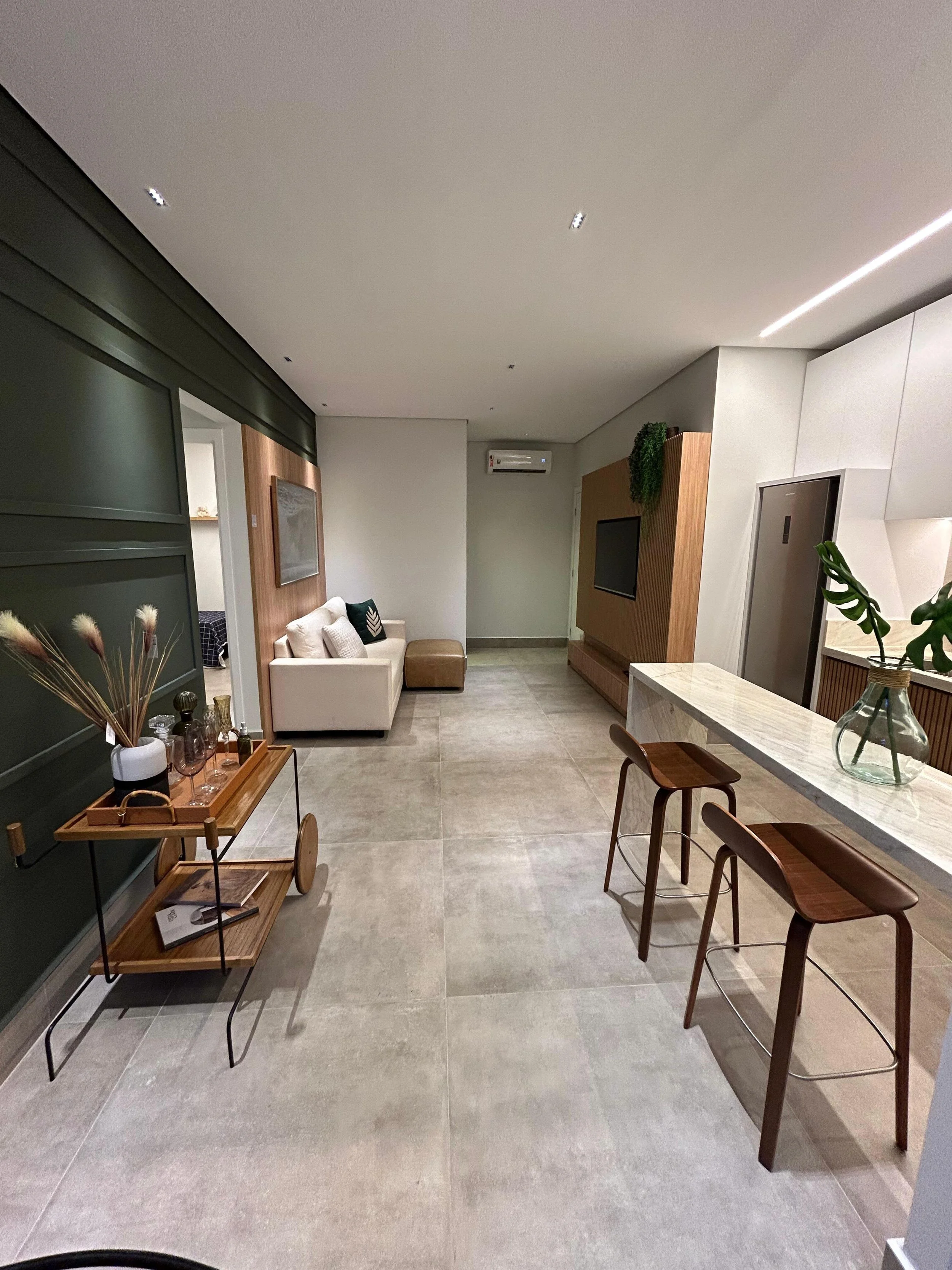 Apartamento &agrave; venda na Vila do Golfe!

Plantas com 2 Quartos sendo 1 ou 2 SU&Iacute;TES !🤩
Com 60 e 65 m&sup2; 

Venha morar a 5 minutos do Shopping Iguatemi🏙️

Valores promocionais!!! 

Saiba mais em (16)98192-2853
Murilo Vitorino

creci 21