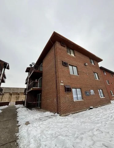 3060 Bernice Ave unit 2N, Lansing, IL 60438