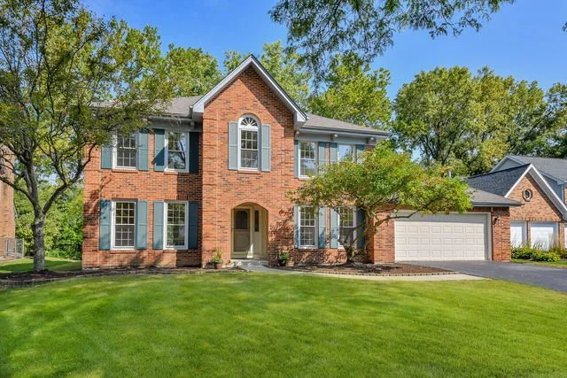 825 Biltmore Ct. Naperville, IL 60563