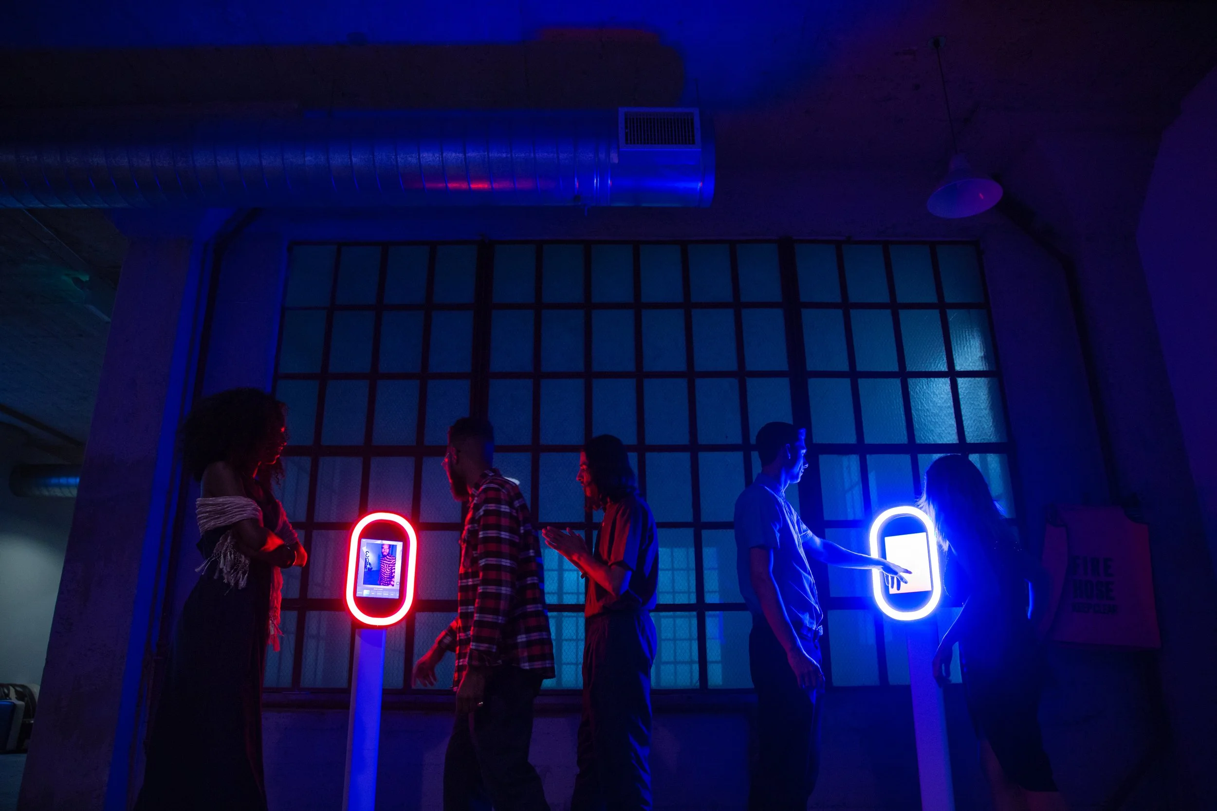 Classic Booth · Unlimited prints & posing