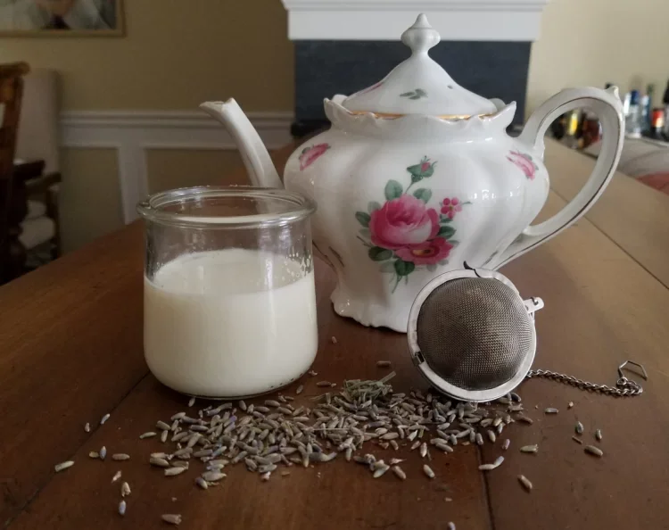 Tea &amp; Sympathy–Honey Lavender Cream