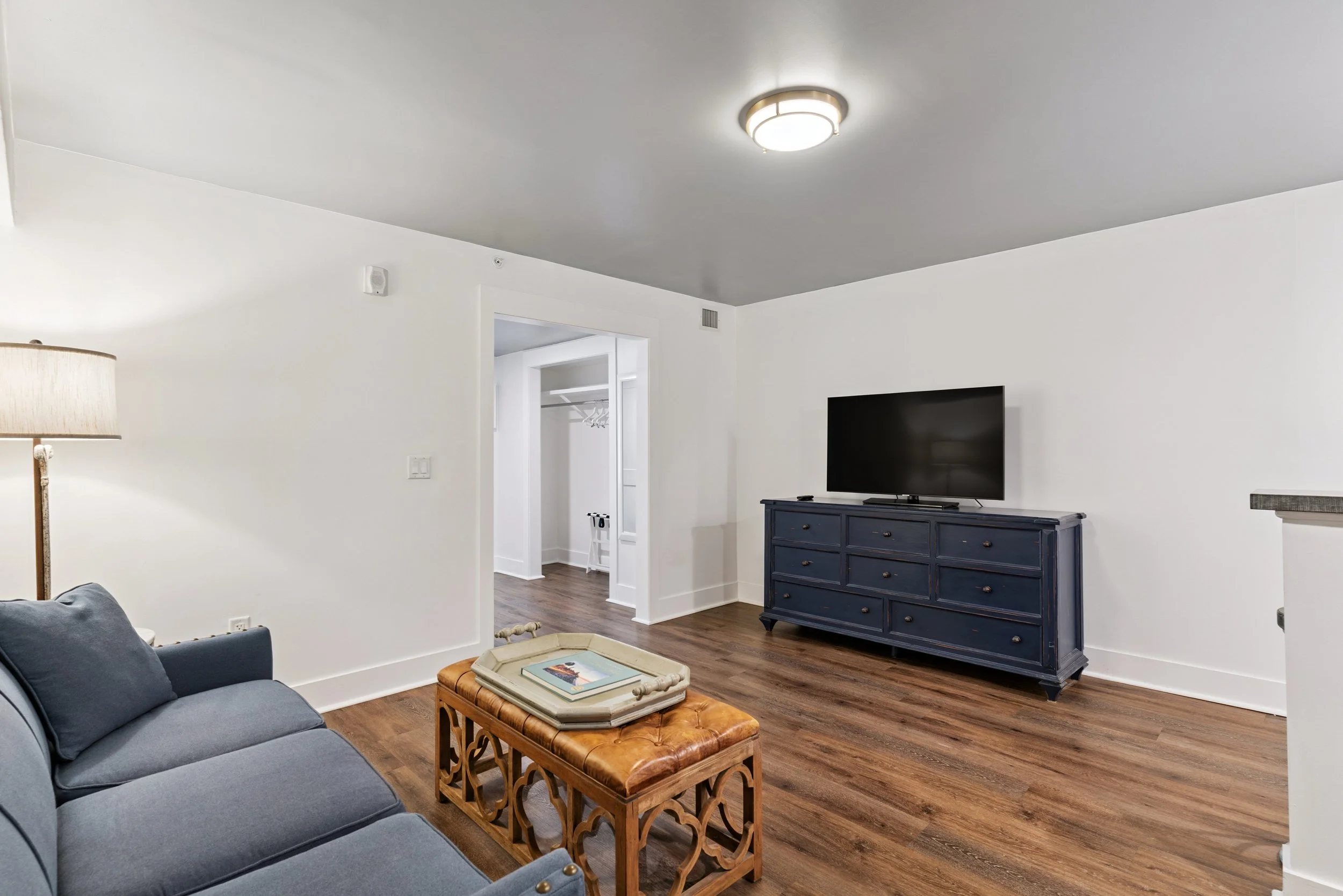 King Balcony Suite 104.7 Kameron Taylor.JPG