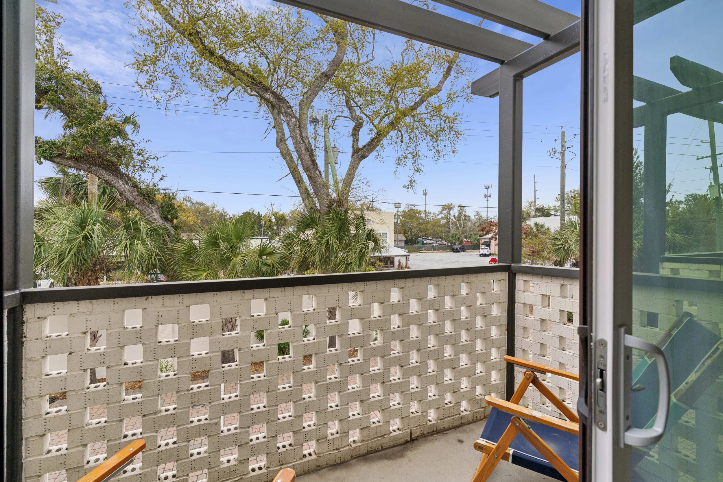King Balcony Suite 104.15 Kameron Taylor.JPG