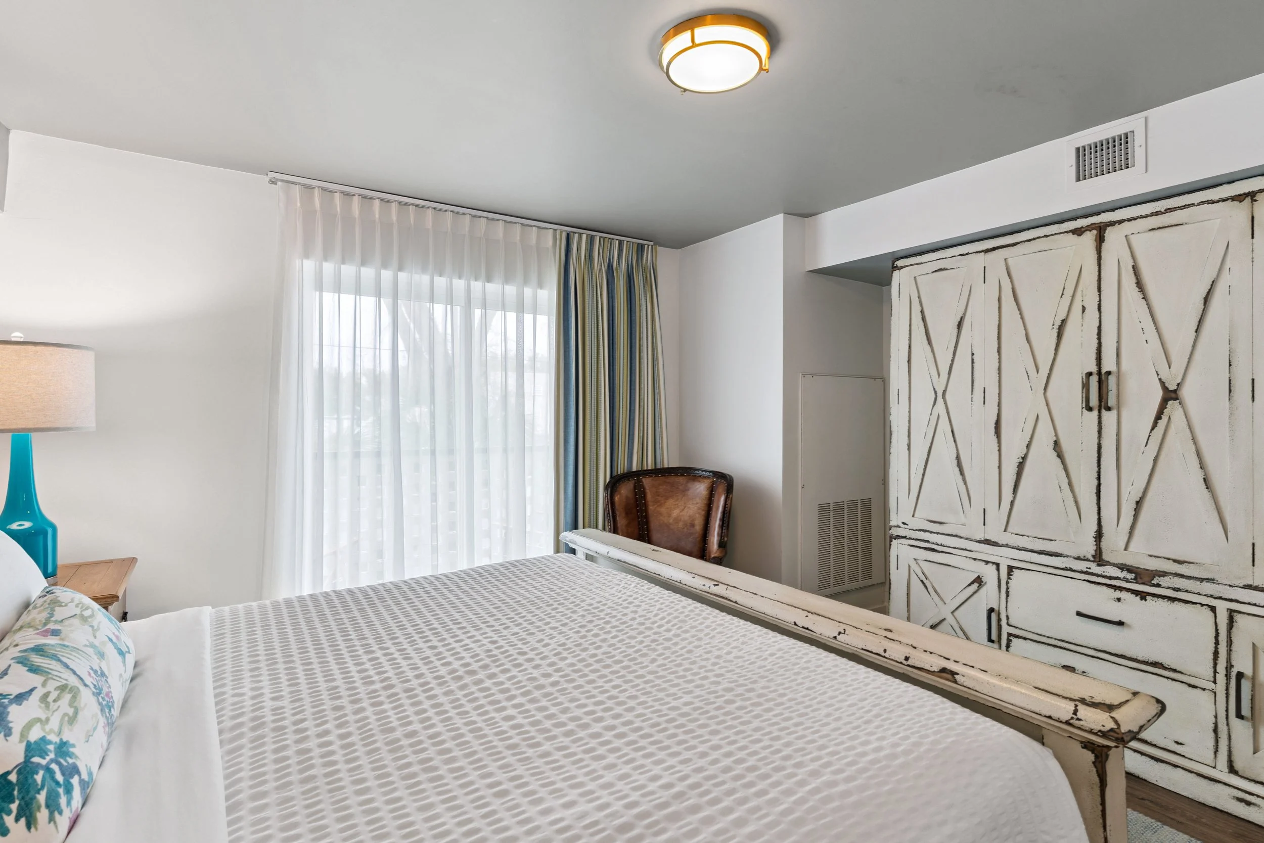 King Balcony Suite 104.14 Kameron Taylor.JPG