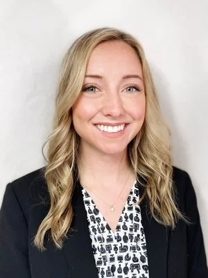 Hannah Leabu ('16)