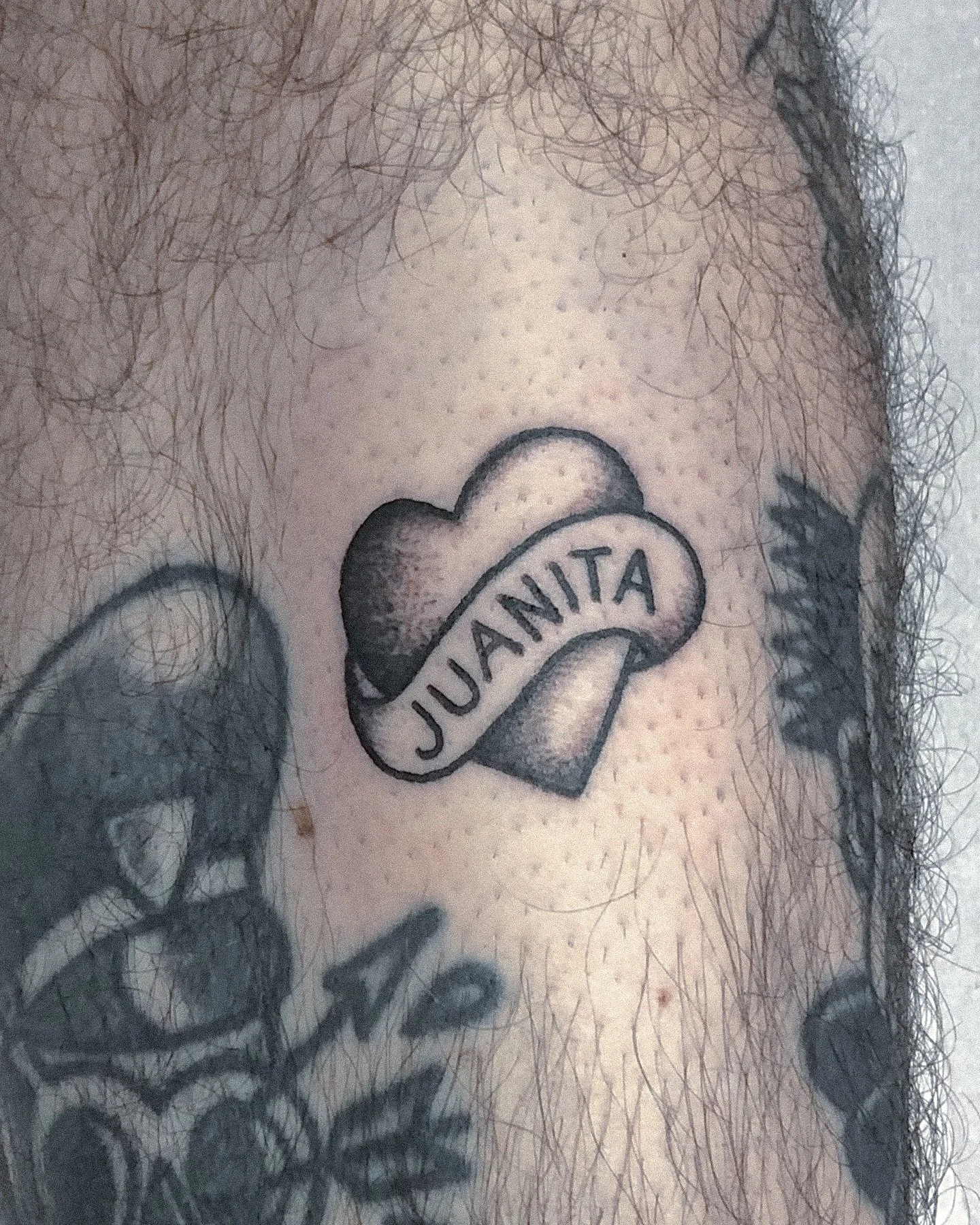 En memoria de Juanita. Muchas gracias Pablo 🖤 
Hecho con mi prototipo de Sidewinder 100% impresa en 3D 🛠️
Si quieres tatuarte en Septiembre en Valladolid escr&iacute;beme 📲