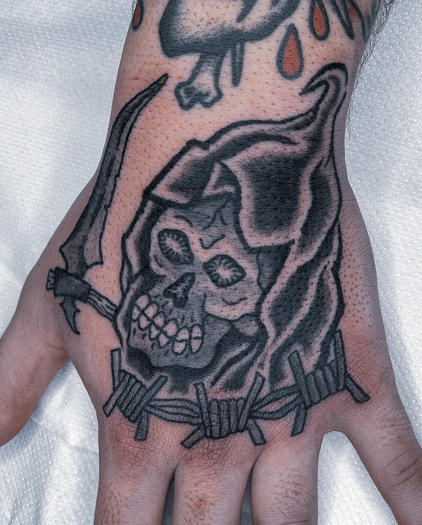 Reaper para @hebus_aba ☠️
Gracias por dejarme joderte la mano broder 💖
Tengo tiempo para movidas as&iacute; este mes.
Escr&iacute;beme 📲