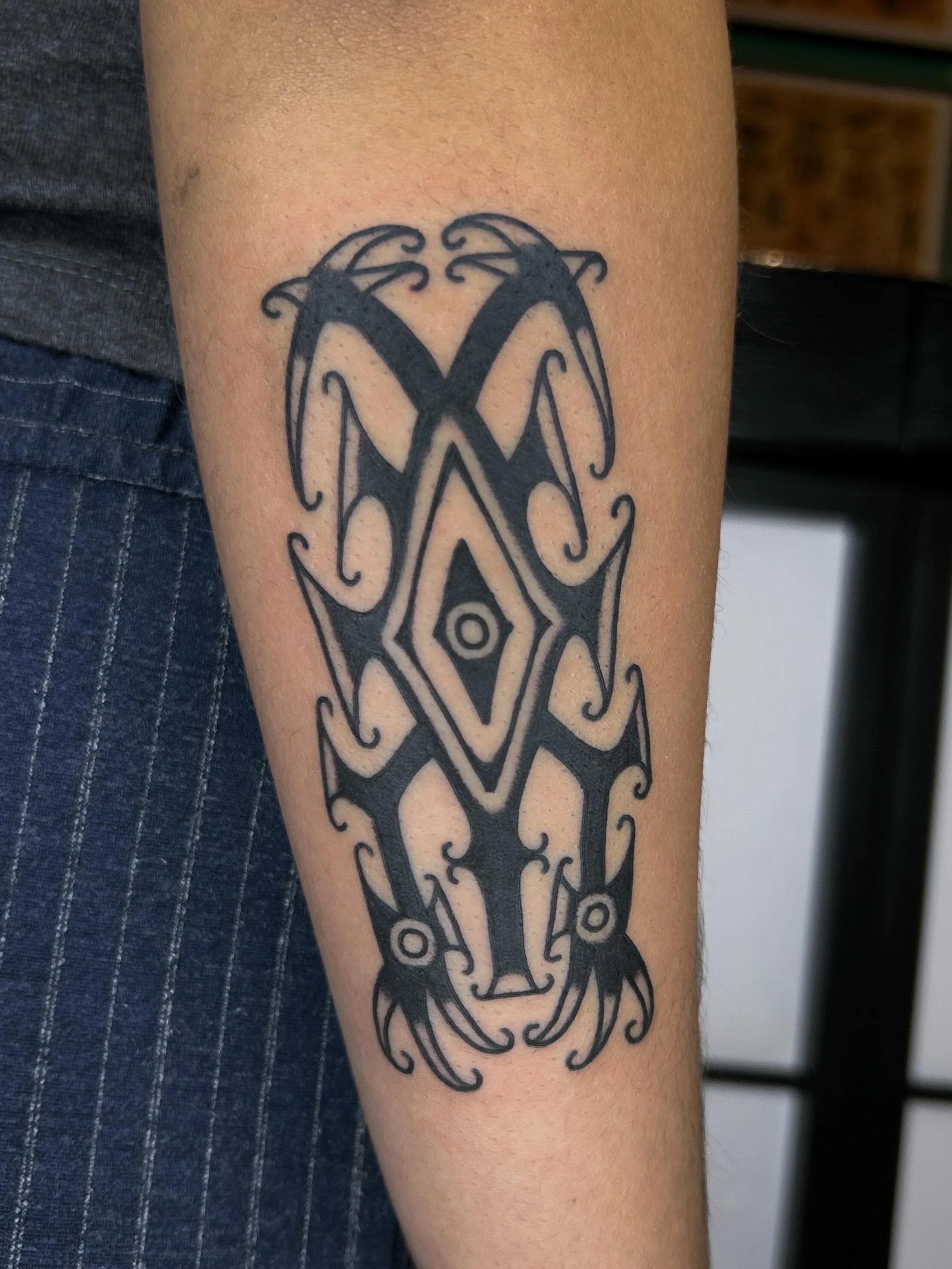 Flash off the wall for Ariyana, thanks 🙏
Done at @hanabusaelectrictattoo 

🇳🇱 Amsterdam 14.-16. May 

#berlintattoo #alekleaf