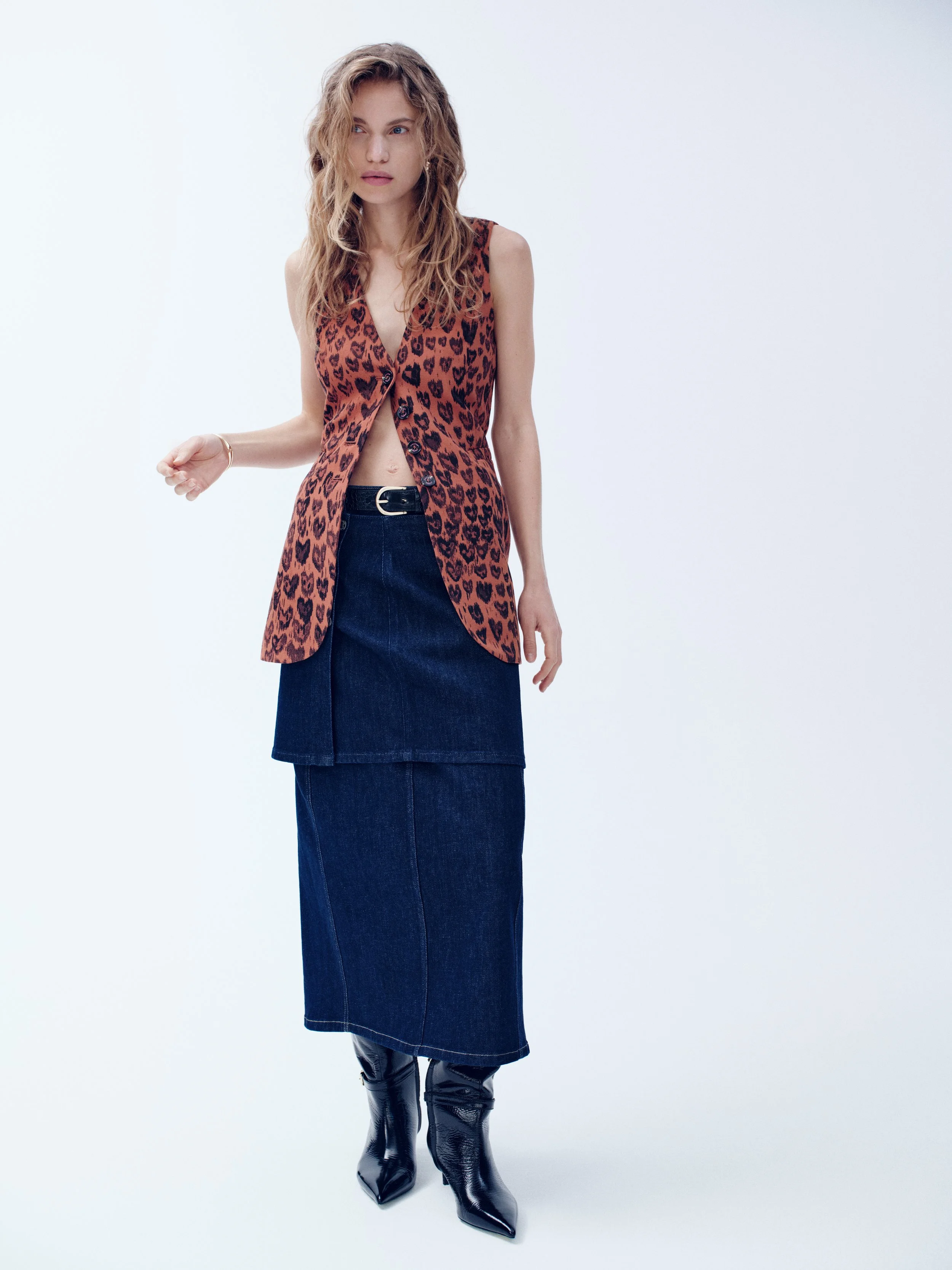 FabienneChapot_ECOM+++_AW25_08_0096.jpg