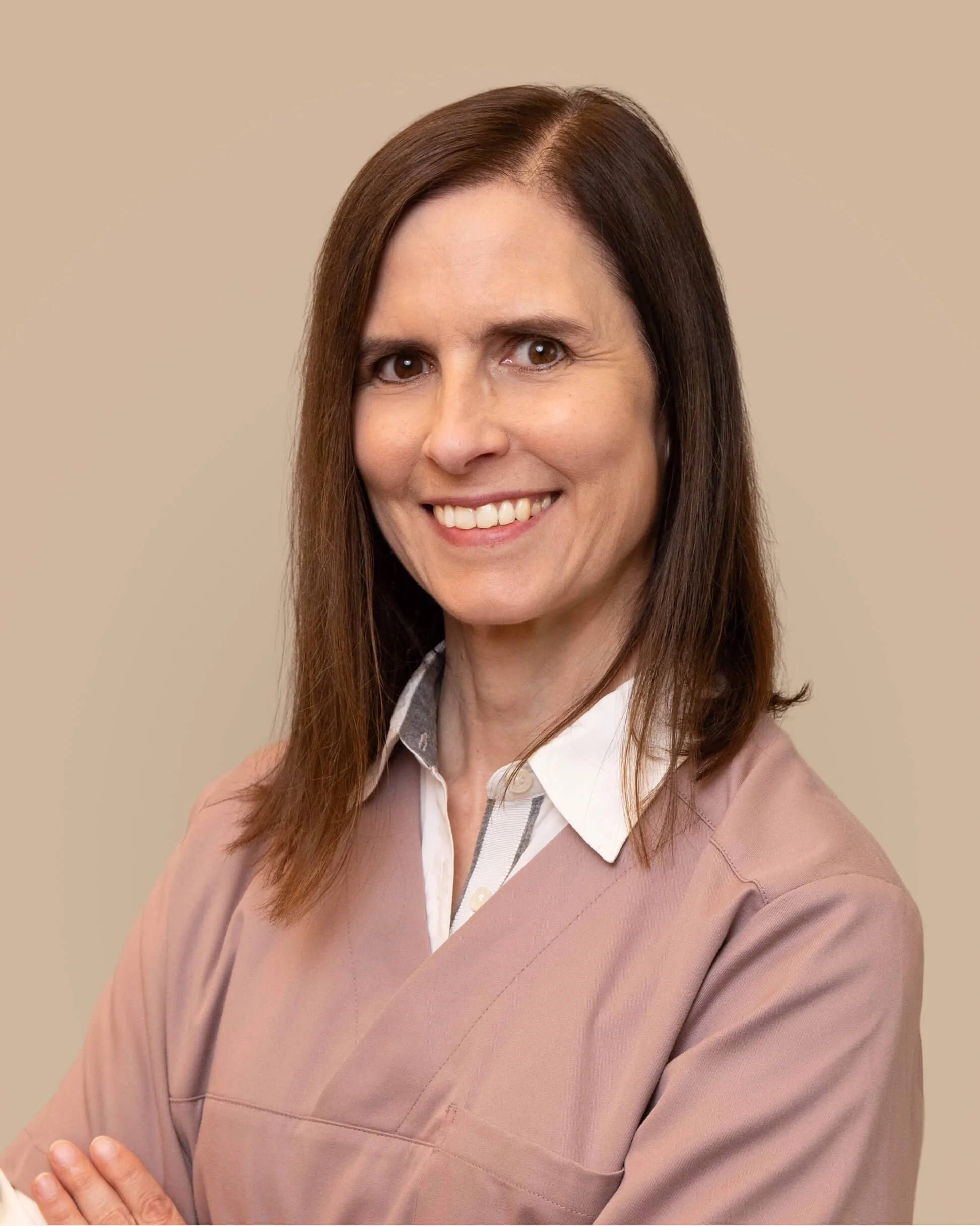 Porträt von Christina Hess, Fachärztin für Dermatologie & Venerologie.