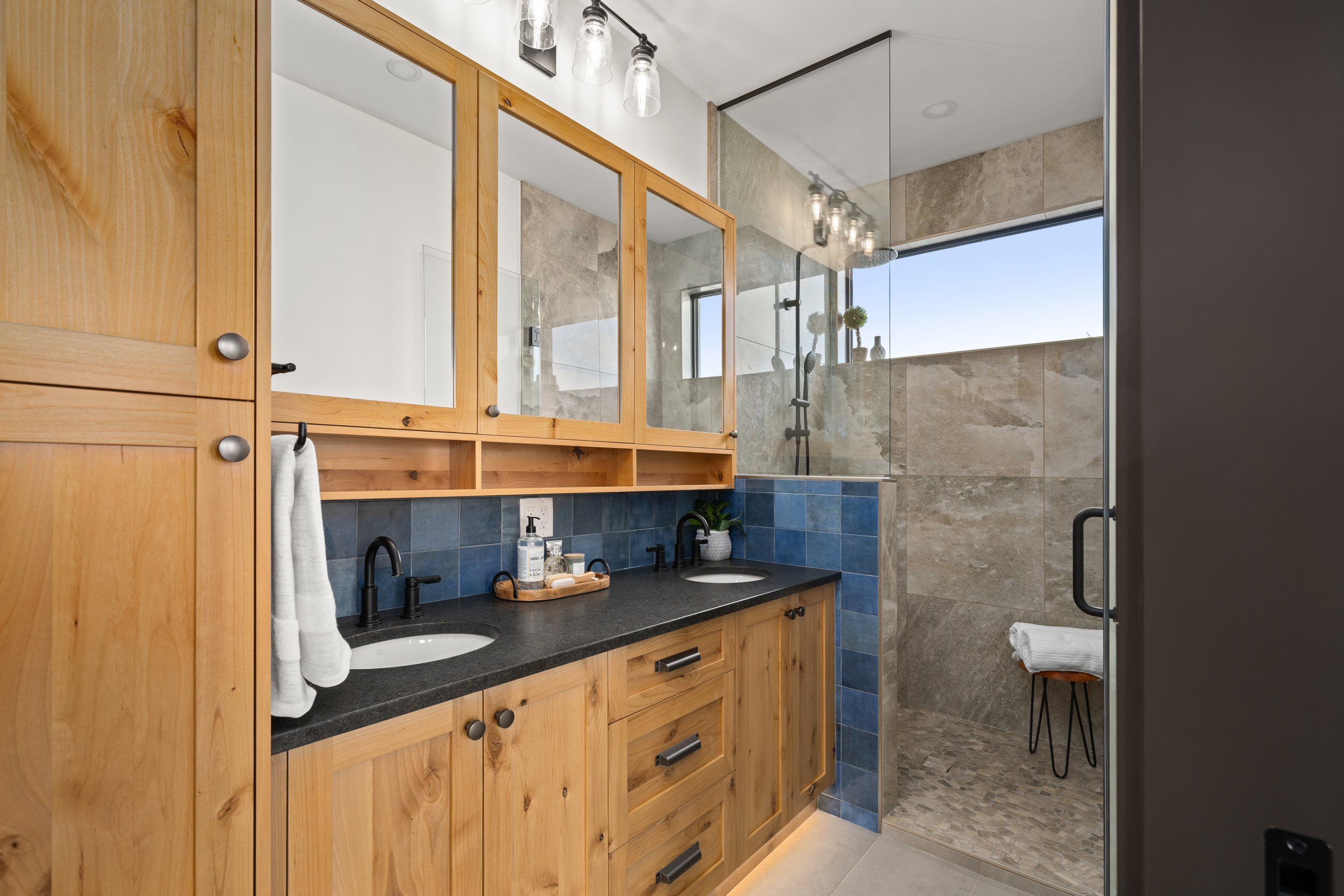 264040 RR55-Rocky View County_CaydencePhotography-1.jpg