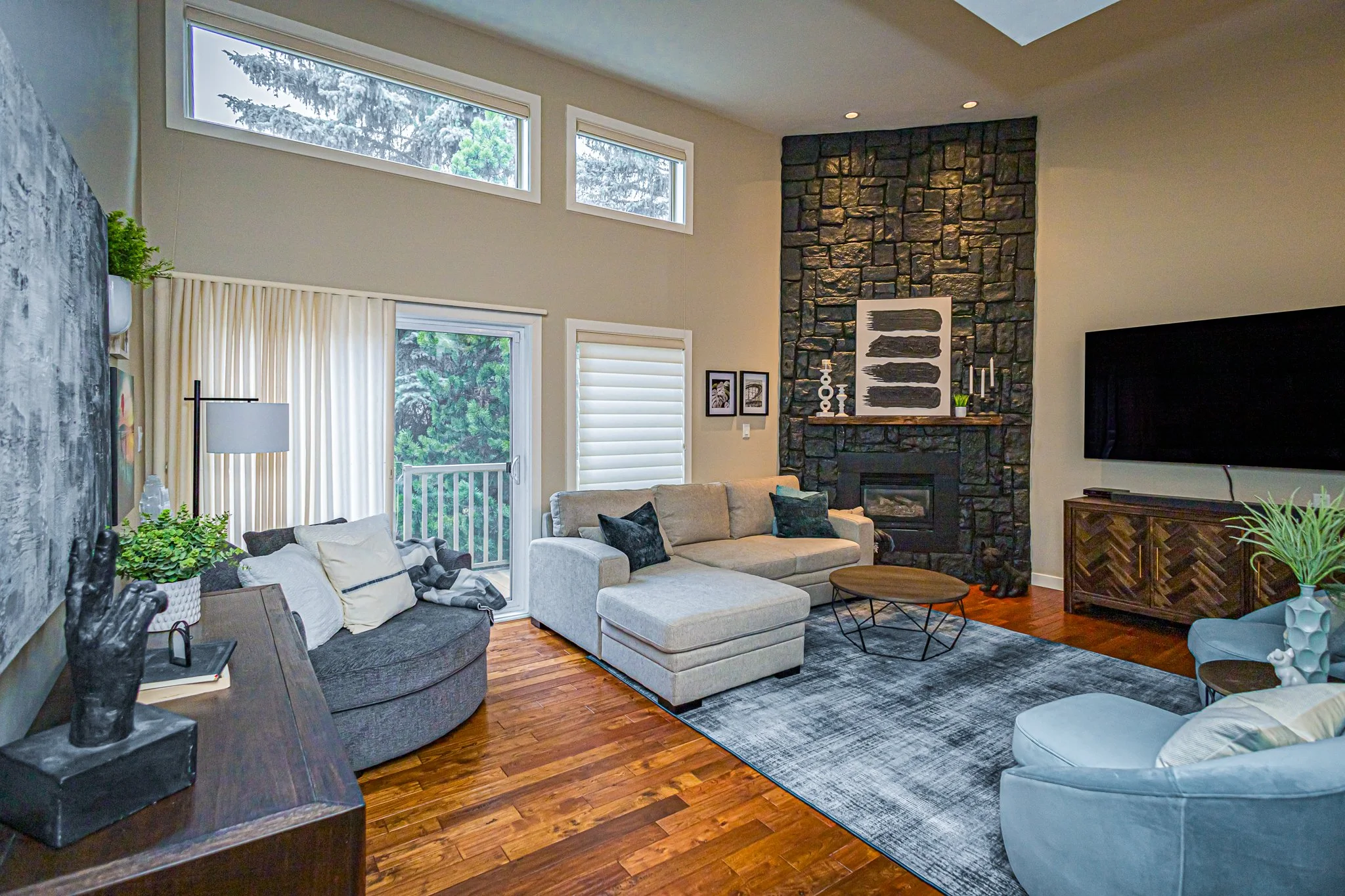 Point Mckay Renovation & Furniture