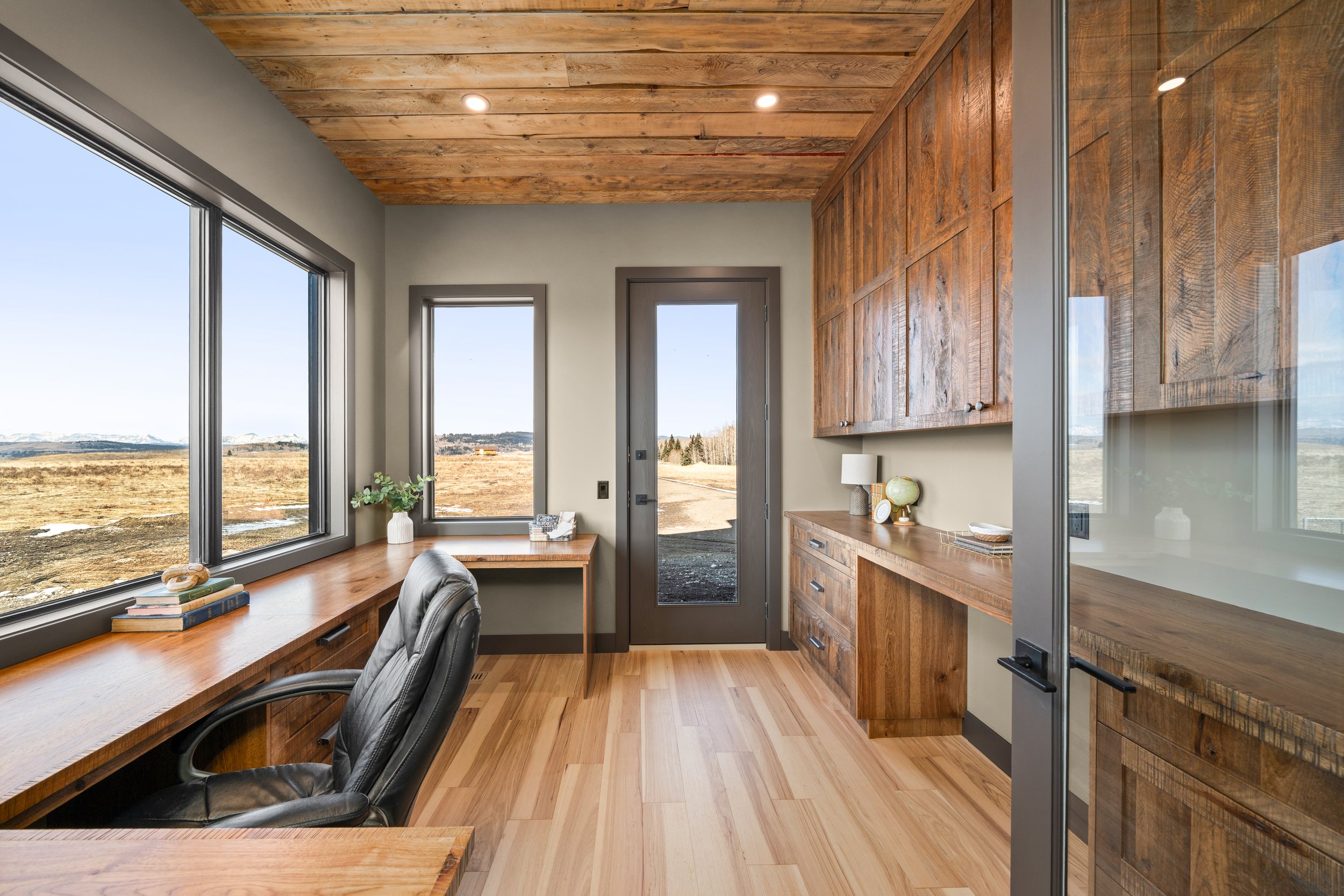 264040 RR55-Rocky View County_CaydencePhotography-7.jpg