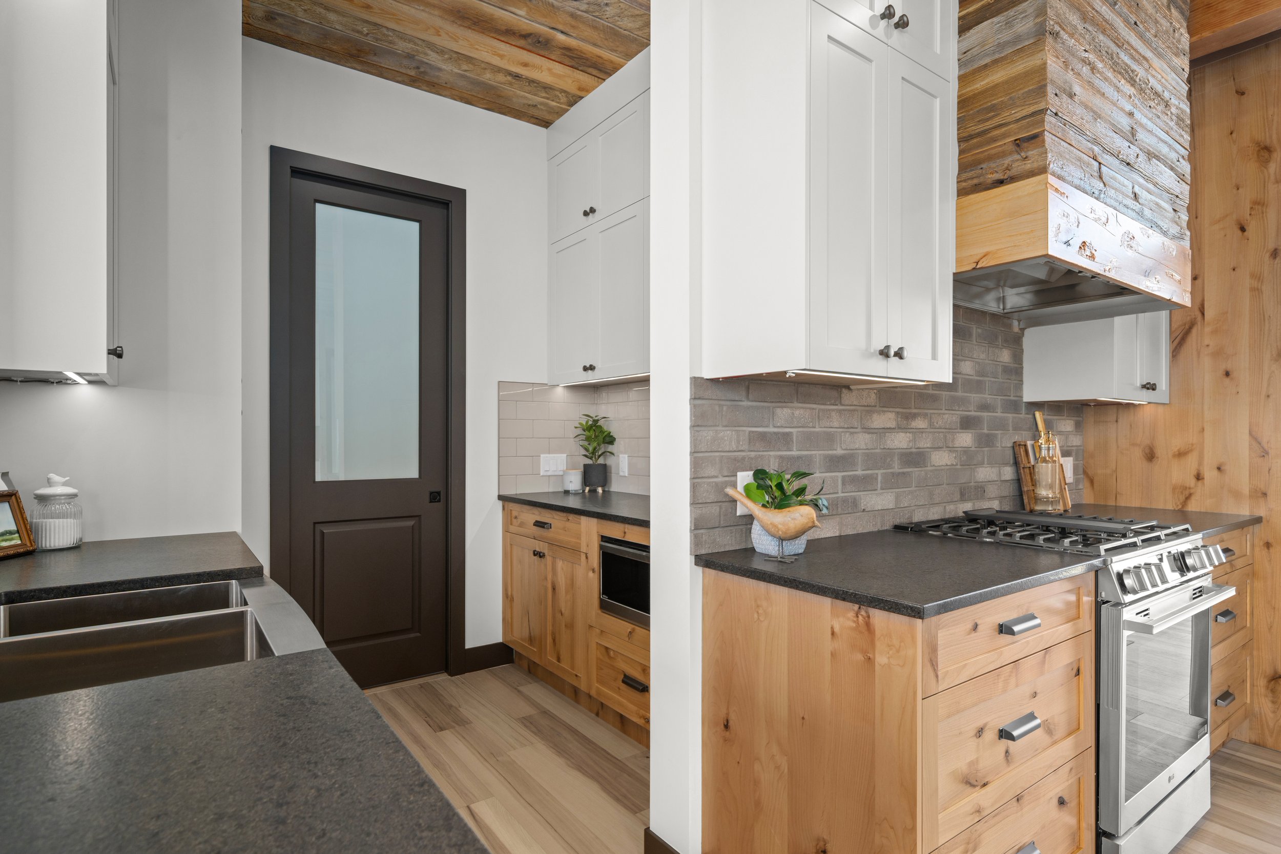 264040 RR55-Rocky View County_CaydencePhotography-21.jpg