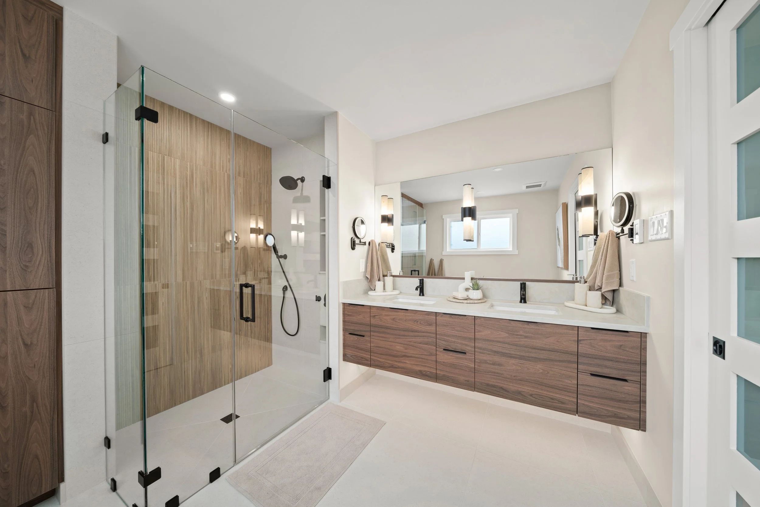 Ensuite with Walk in Shower