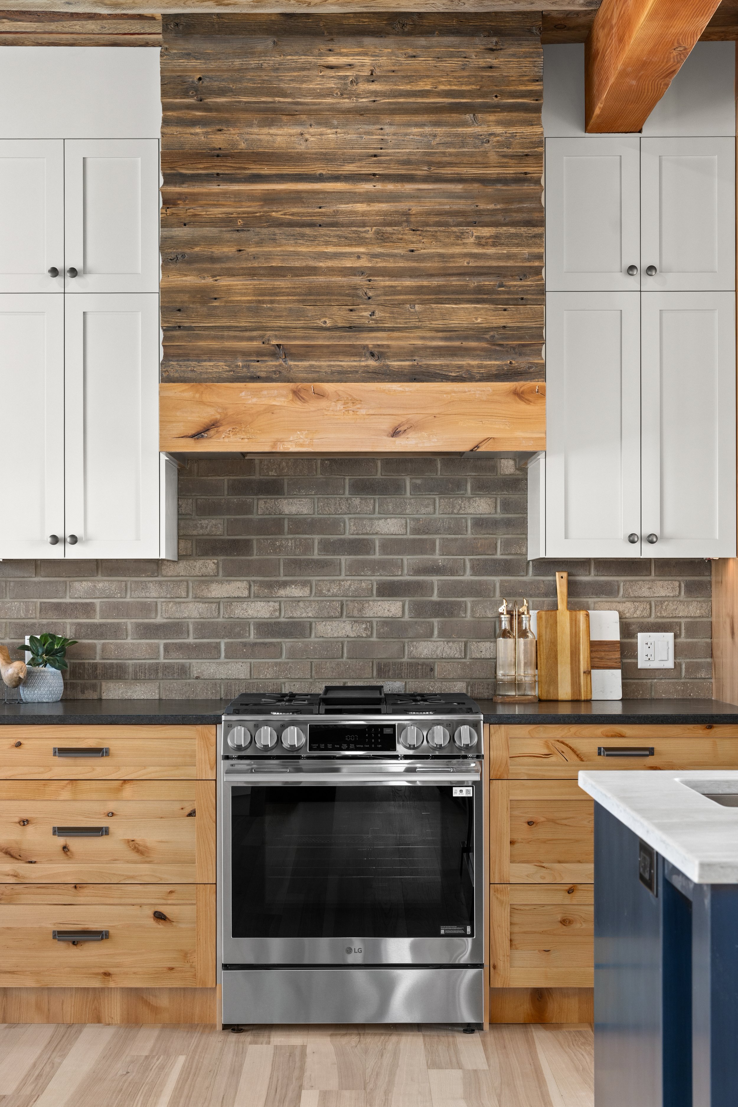 264040 RR55-Rocky View County_CaydencePhotography-18.jpg