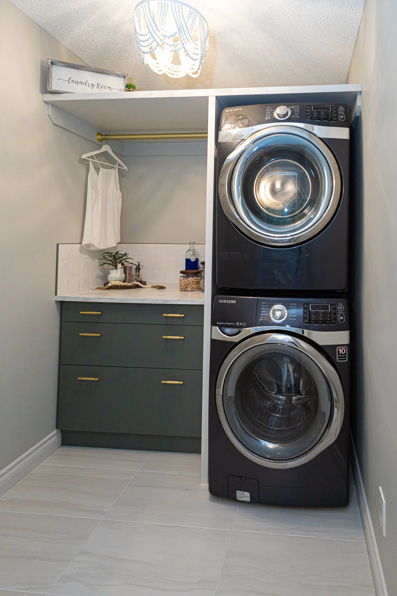 1288 Design Co_Holowaty_1.jpg