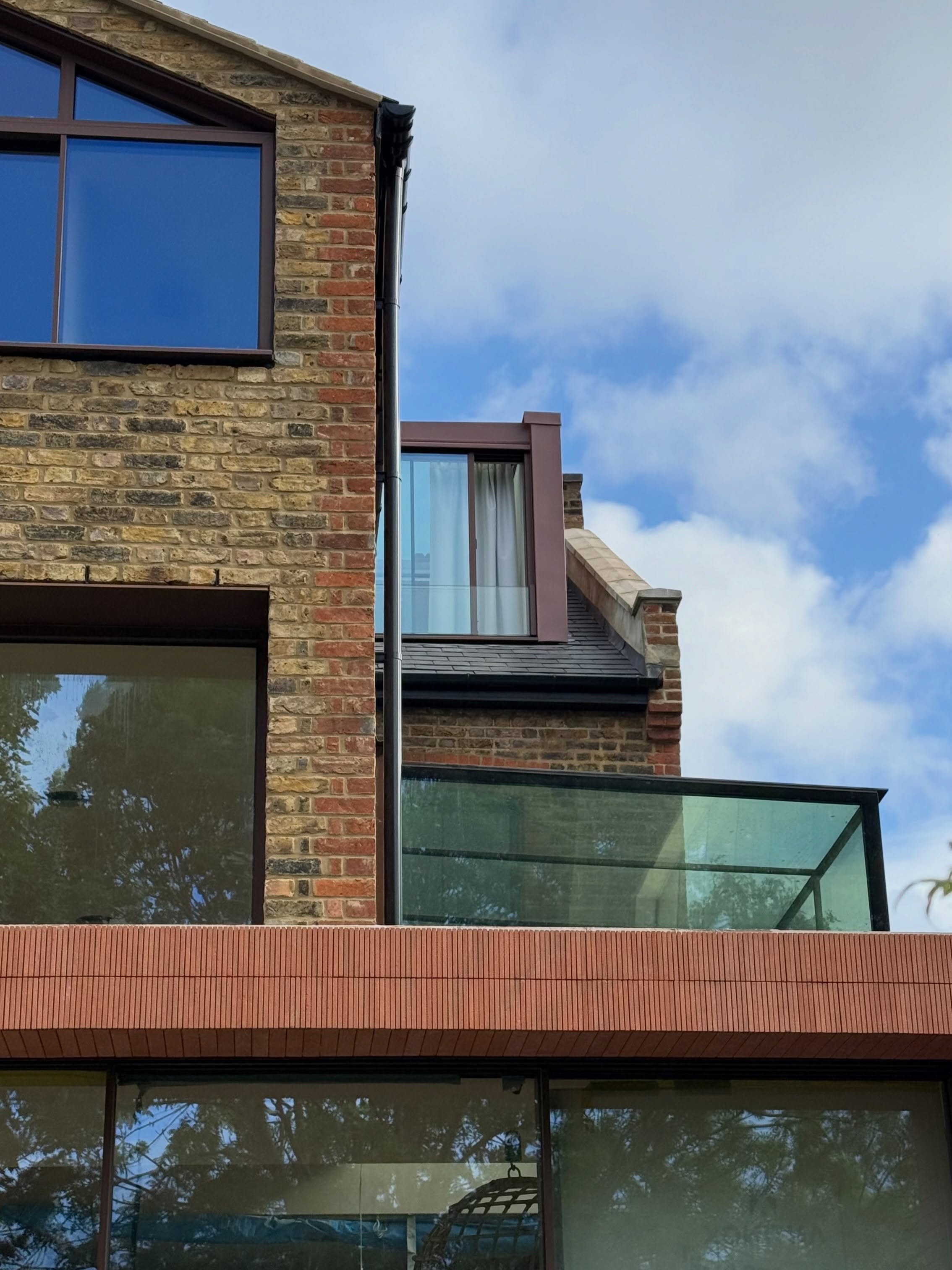 Final push on site for our East Finchley project with the best @mpbespokeprojects 

She&rsquo;s an absolute beauty ❤️

#architectureinlondon #interiordesign #homedesign #inspohome #londondesign